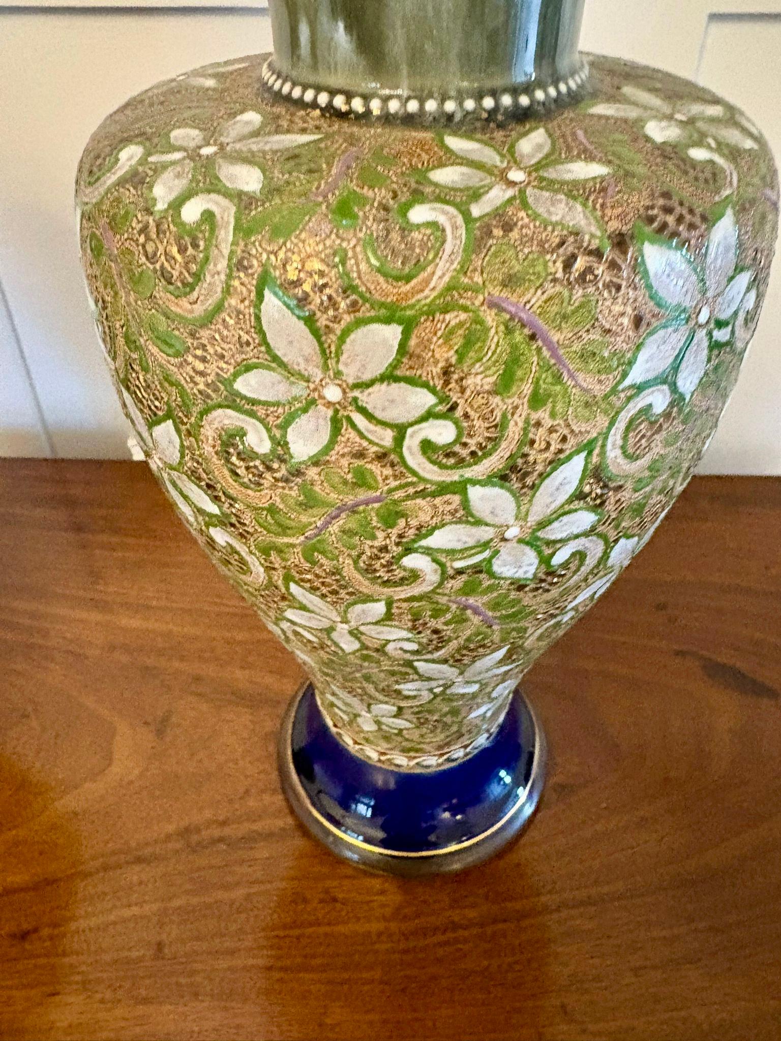 Coppia di vasi in gres Slater di qualità antica vittoriana Doulton in vendita 2