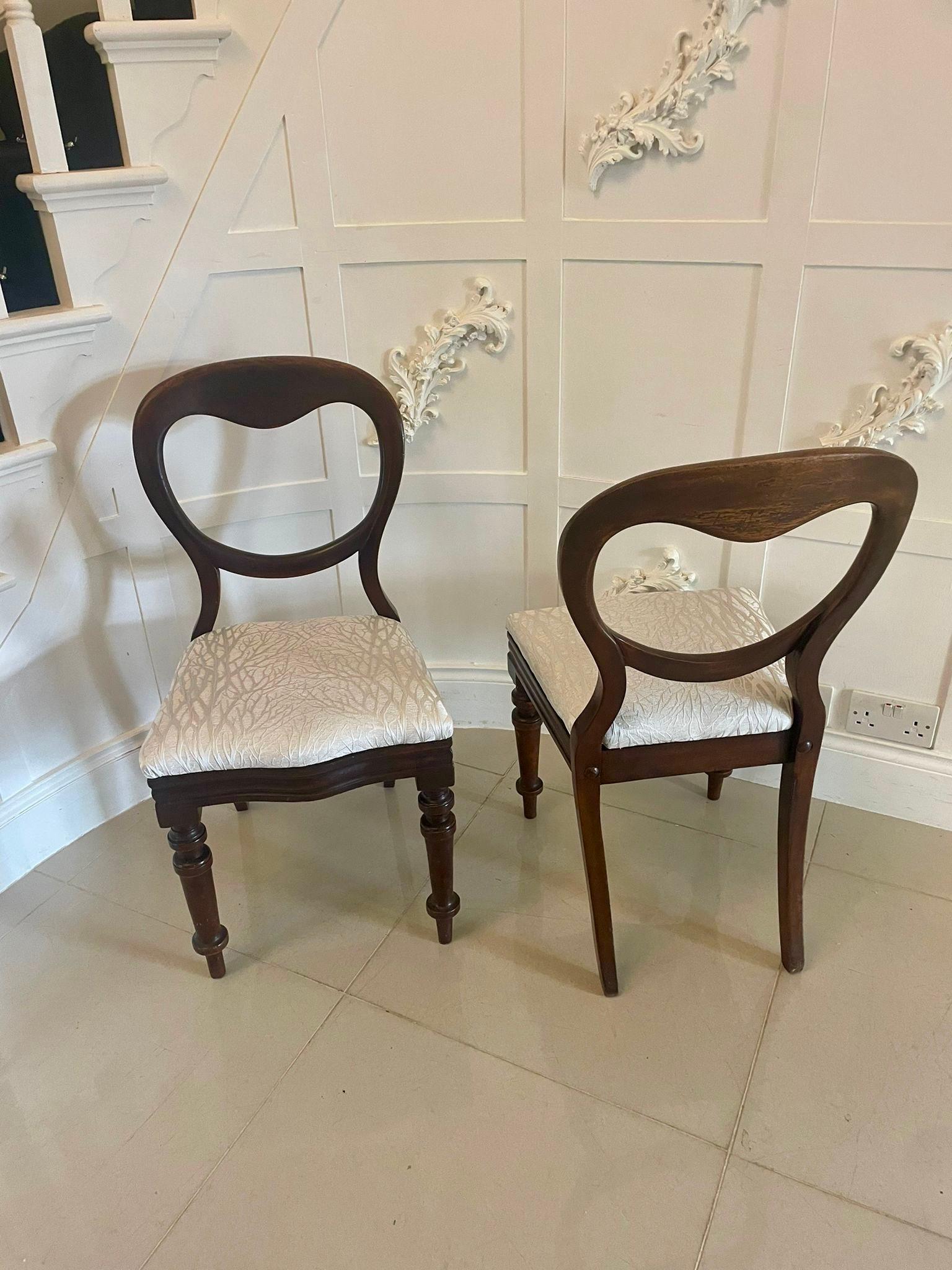 Pair of antique Victorian quality mahogany side chairs having a quality mahogany heart shaped back, newly reupholstered drop in seats in a quality light grey fabric standing on turned tapering legs to the front and out swept back legs 


An elegant