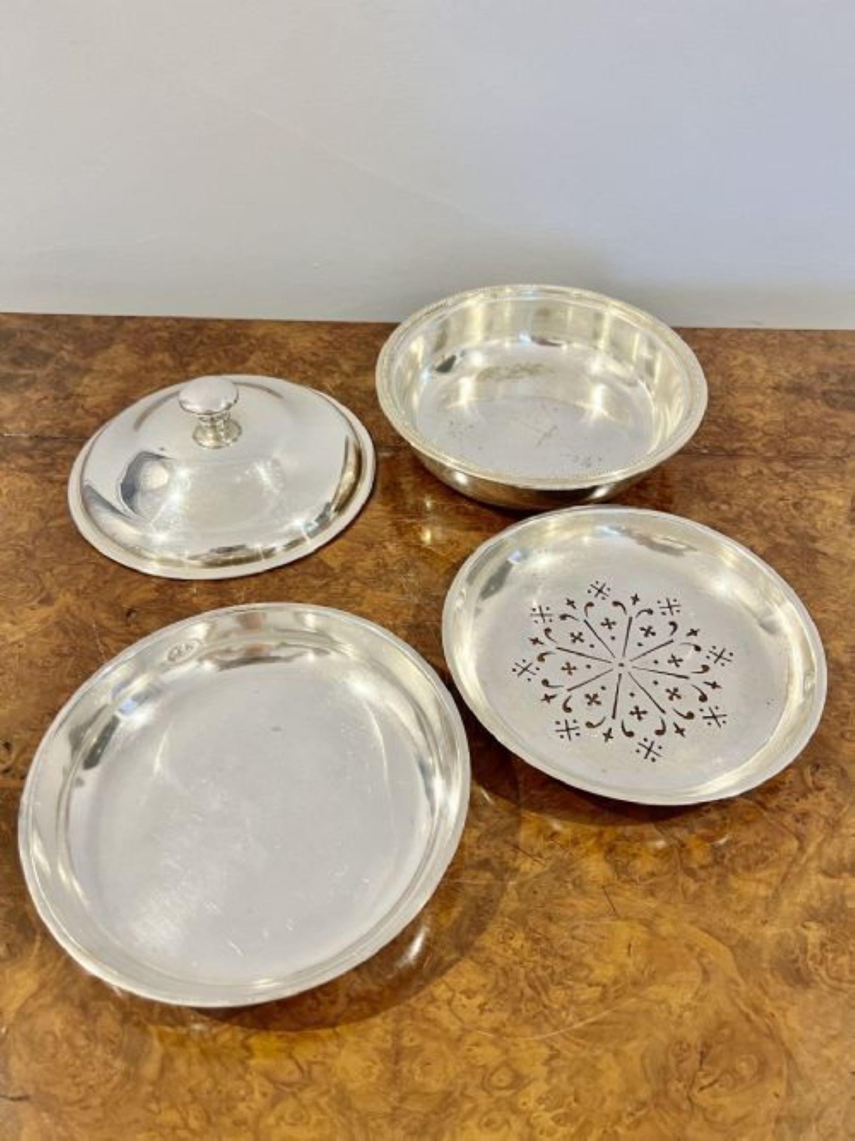 Pair of antique Victorian quality silver plated entree dishes having a quality pair of antique silver plated circular entree dishes with their original liners 