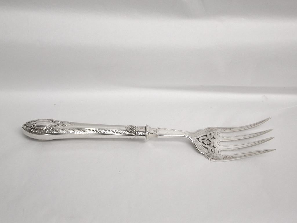 Pareja de Antiguos Servidores Victorianos de Plata para Pescado en Caja de Cuero Ajustada, 1880 Grabado en venta