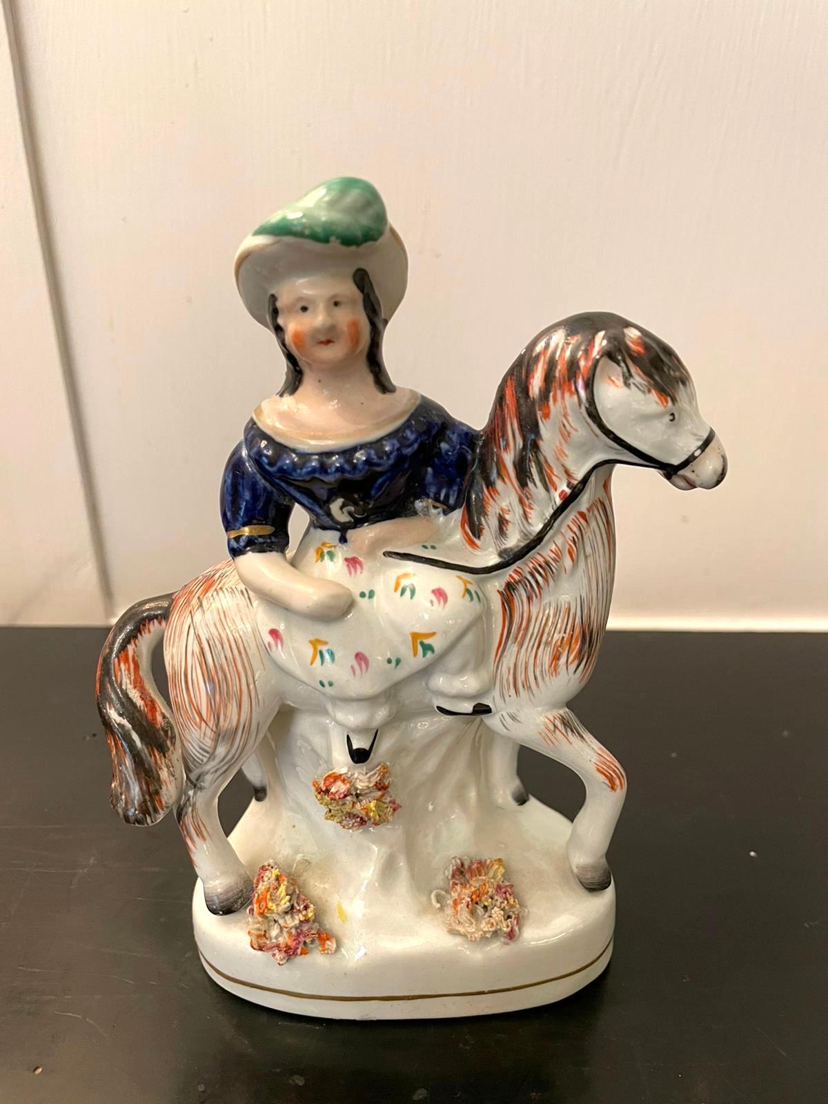 European ​​Pair of Antique Victorian Staffordshire Figures For Sale