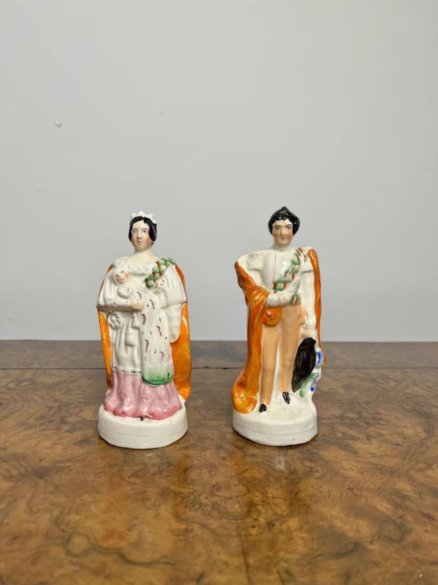 Pair of antique Victorian Staffordshire figures  In Good Condition For Sale In Ipswich, GB