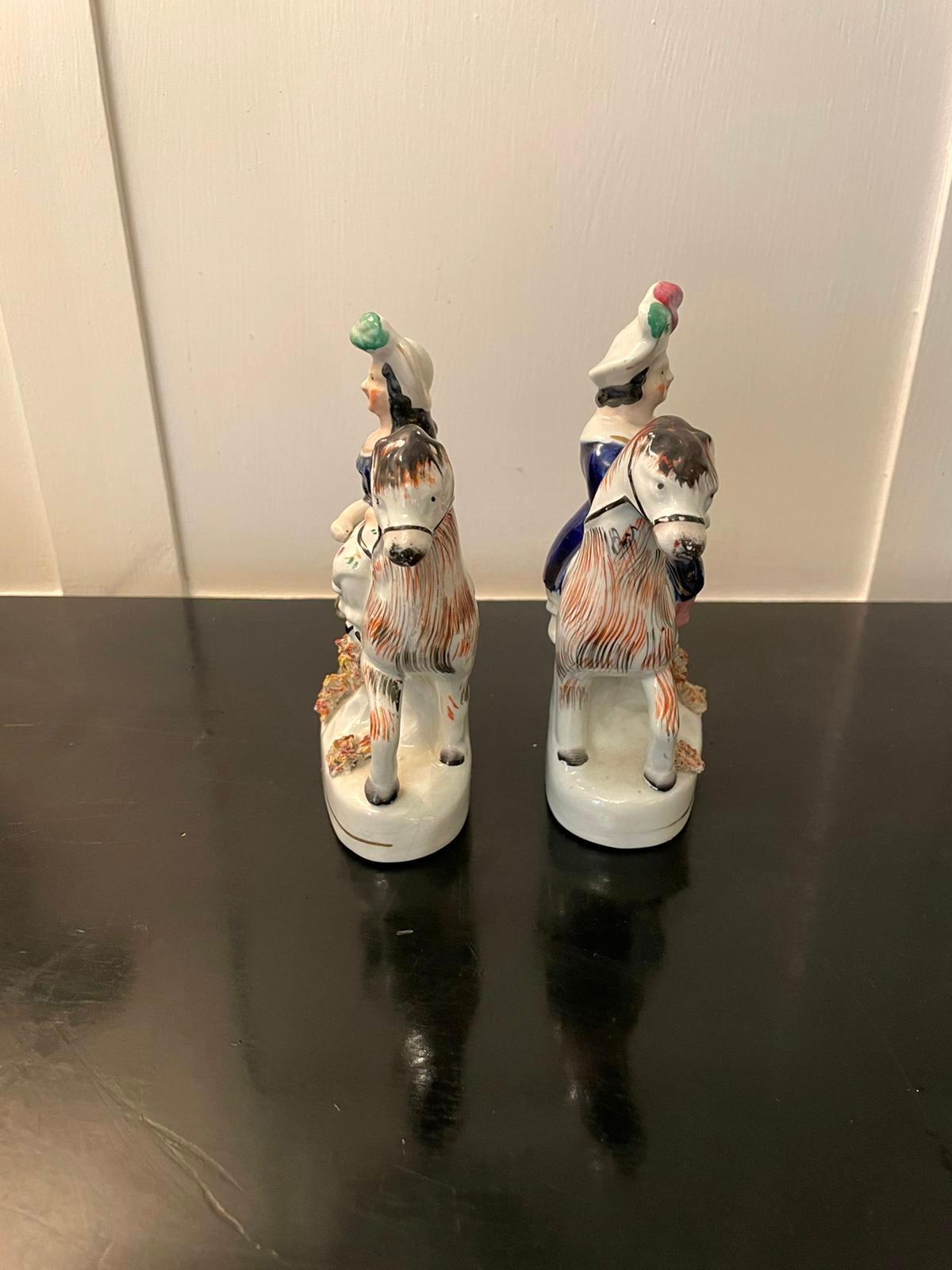 European ​​Pair of Antique Victorian Staffordshire Figures For Sale