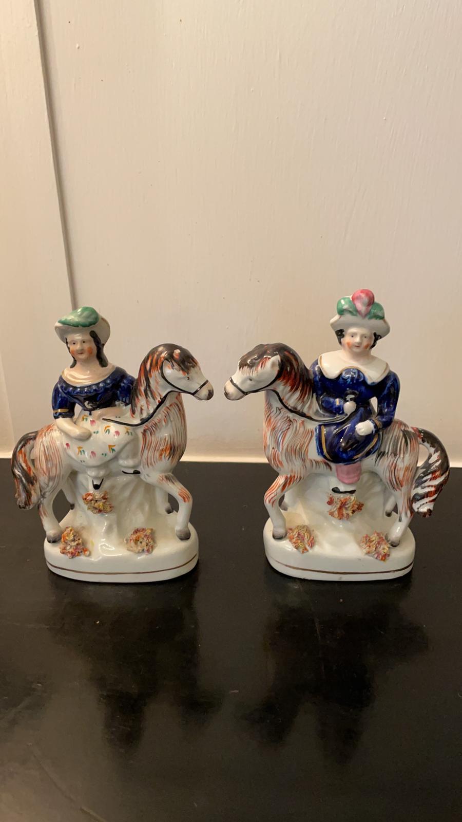 19th Century ​​Pair of Antique Victorian Staffordshire Figures For Sale