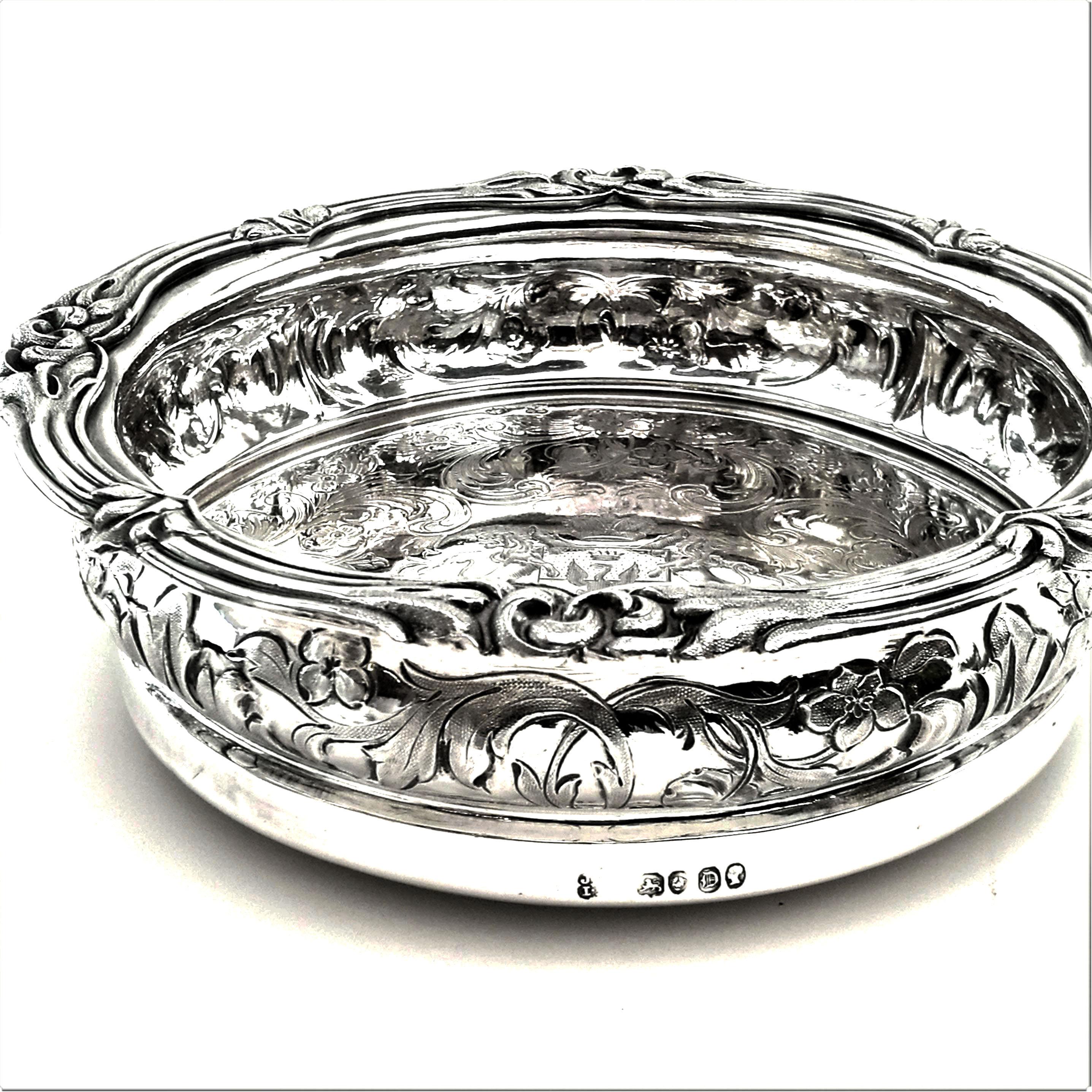 Pair of Antique Victorian Sterling Silver Wine Bottle Coasters 1839 In Good Condition For Sale In London, GB