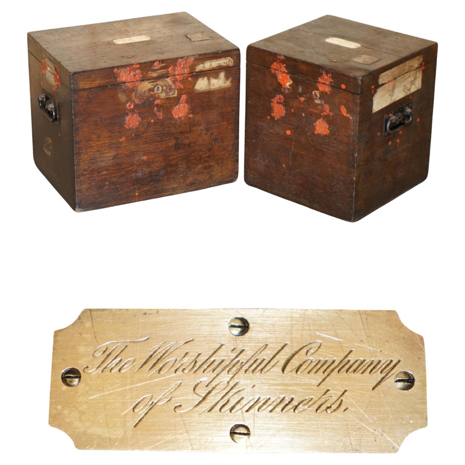 PAR DE ANTIGÜEDADES VICTORIANAS DE LA COMPAñíA DE PIELES PAiR DE CAMPAñAS