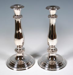 Coppia di antichi portacandele in argento Biedermeier-Vienna, datati 1844