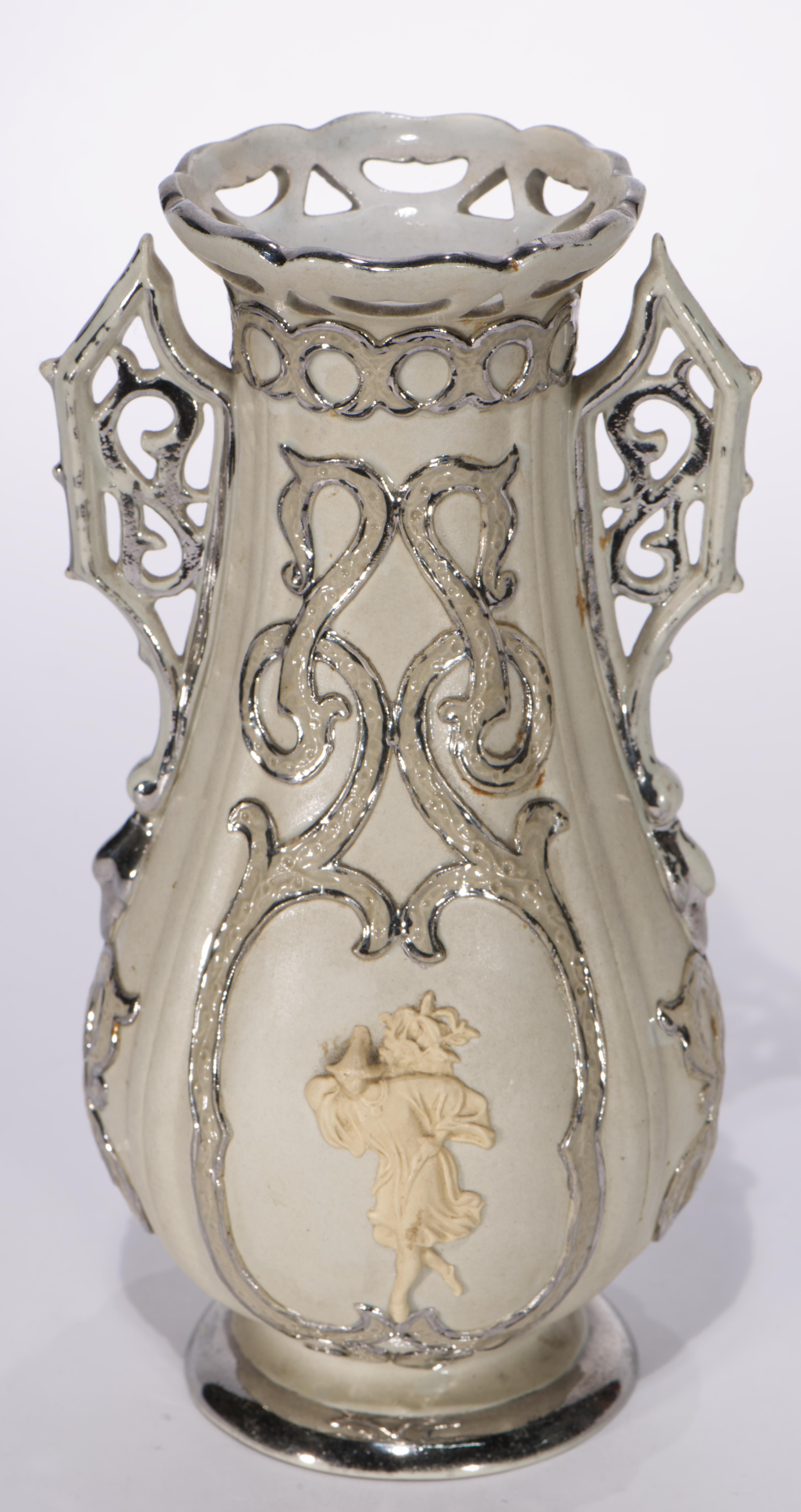 Neoclassical Pair of Antique Villeroy & Boch Mettlach Vases Platinum Trim, Strong Museum For Sale