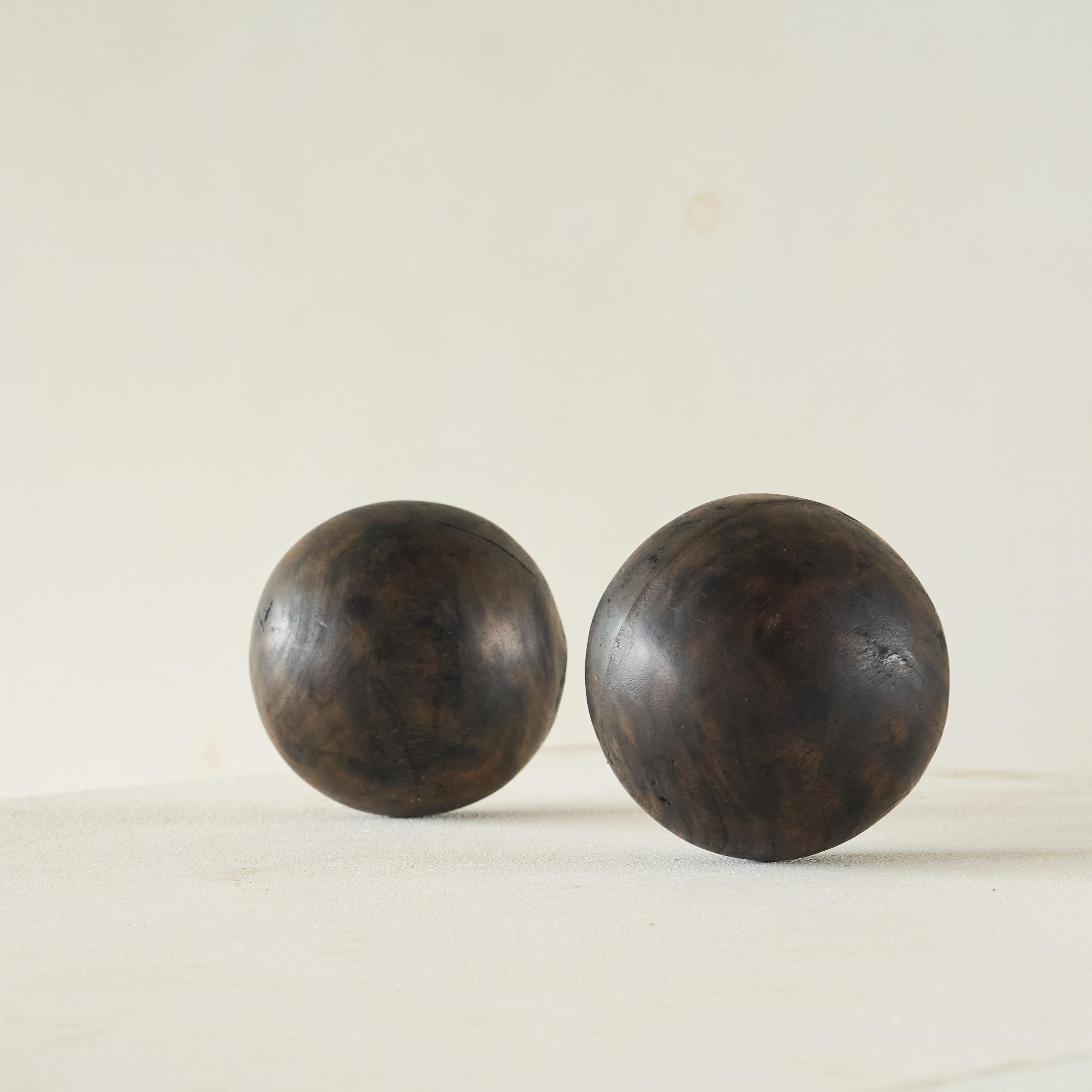 Pair of Antique Wabi Sabi Decorative Balls in Wood For Sale 3