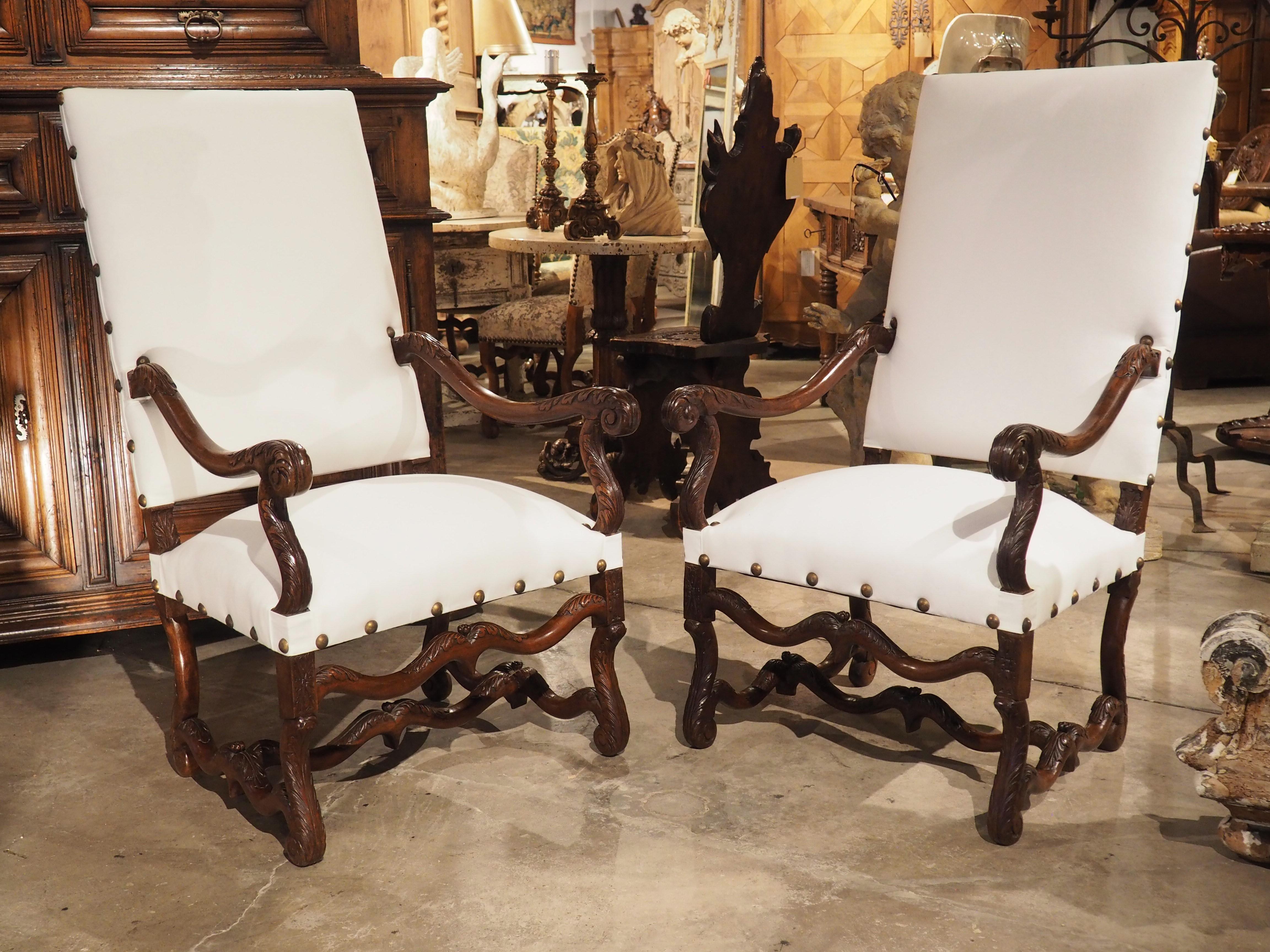 Louis XIV Pair of Antique Walnut Armchairs from the Lot Region of France, circa 1830 For Sale