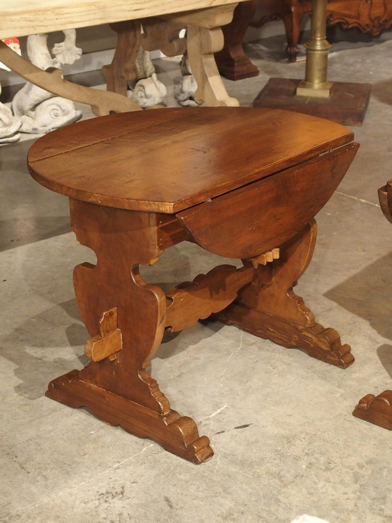 Pair of Antique Walnut Drop Leaf Side Tables from Italy ...