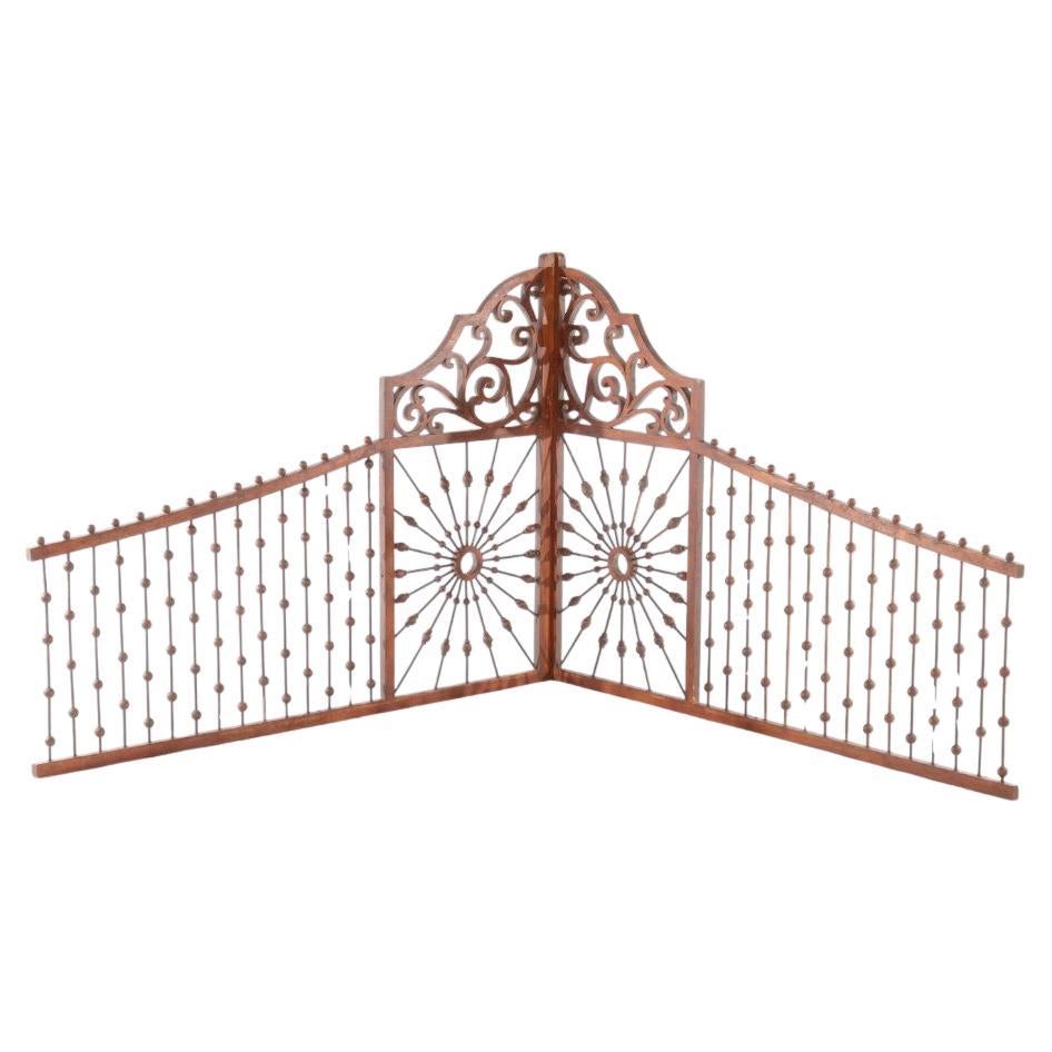 Pair Of Antique Walnut Stick 
Ball Sunburst Architectural Corbels c1900 For Sale