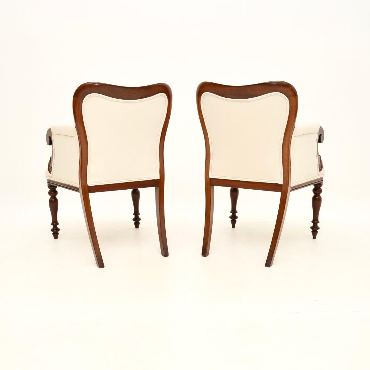 Pair of Antique William IV Period Armchairs In Good Condition For Sale In London, GB
