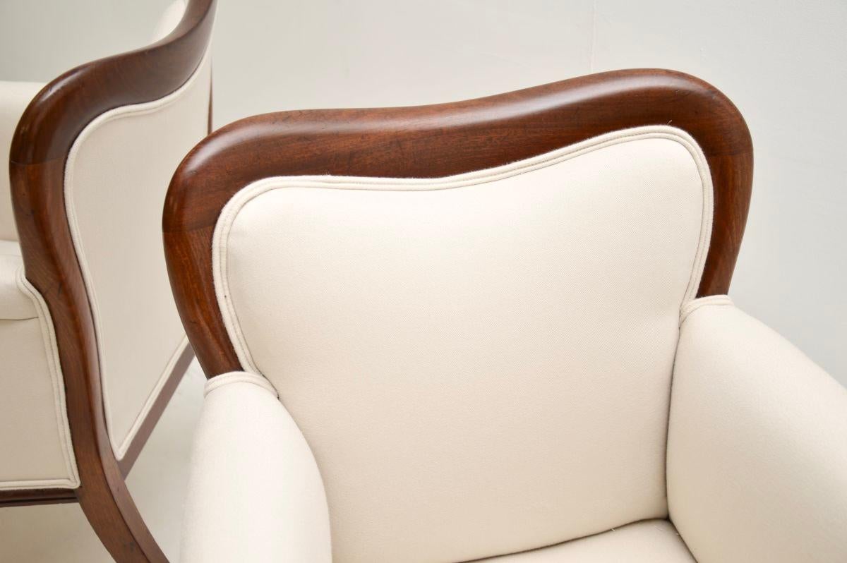 Mid-19th Century Pair of Antique William IV Period Armchairs For Sale