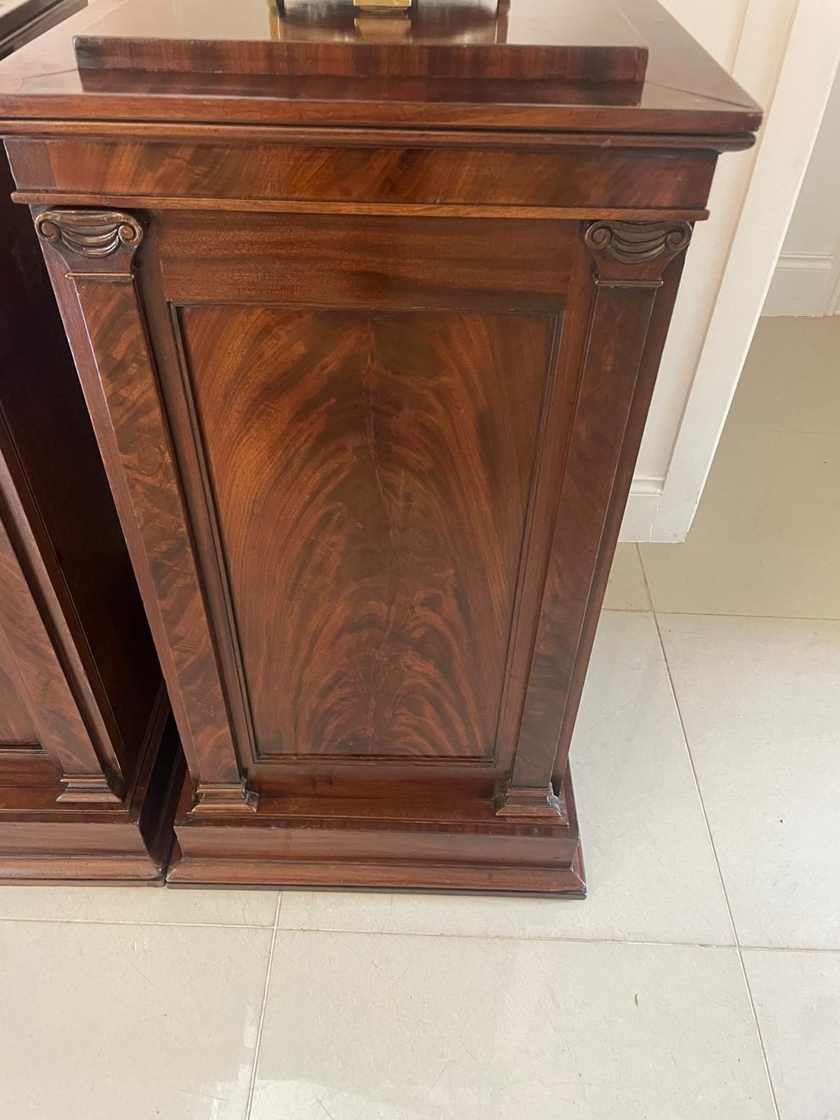 Pair of Antique William IV Quality Figured Mahogany Pedestal Cupboards In Good Condition In Suffolk, GB