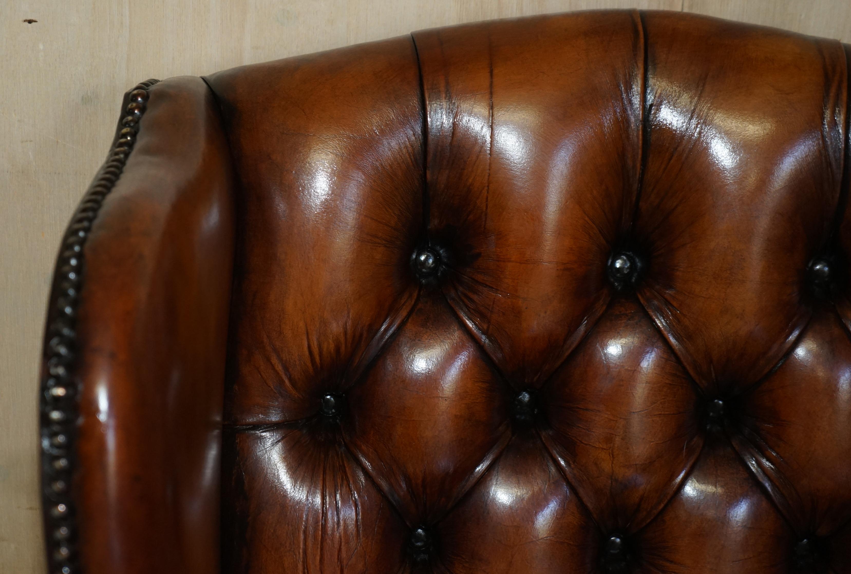 English PAIR OF ANTIQUE WILLIAM MORRIS WiNGBACK ARMCHAIRS HAND DYED CIGAR BROWN LEATHER For Sale
