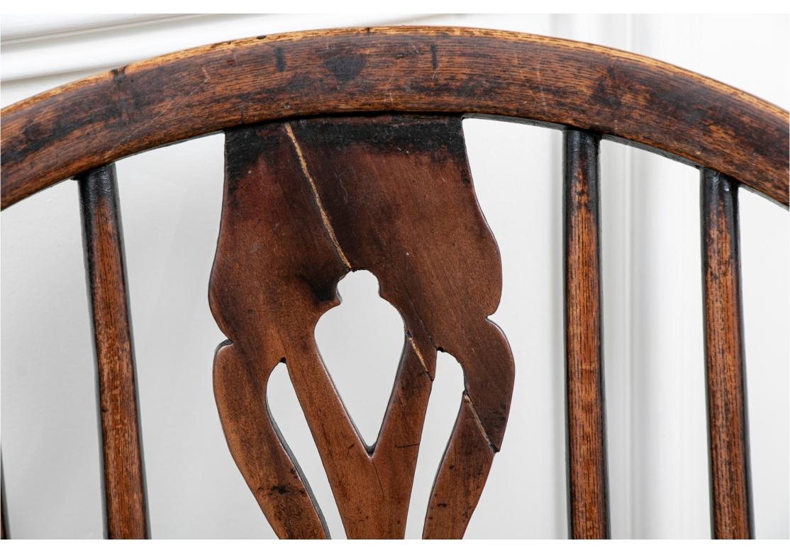 Coppia di antiche poltrone Windsor in Oak in vendita 1