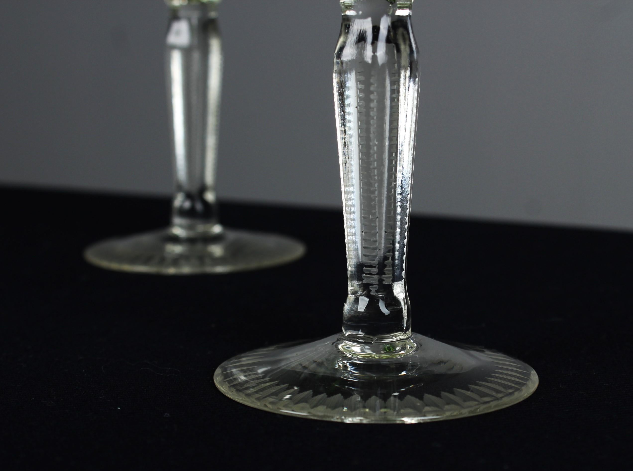Pair Of Antique Wine Glasses, Hand-Carved, 1900s, France, 22 cm In Good Condition For Sale In Greven, DE
