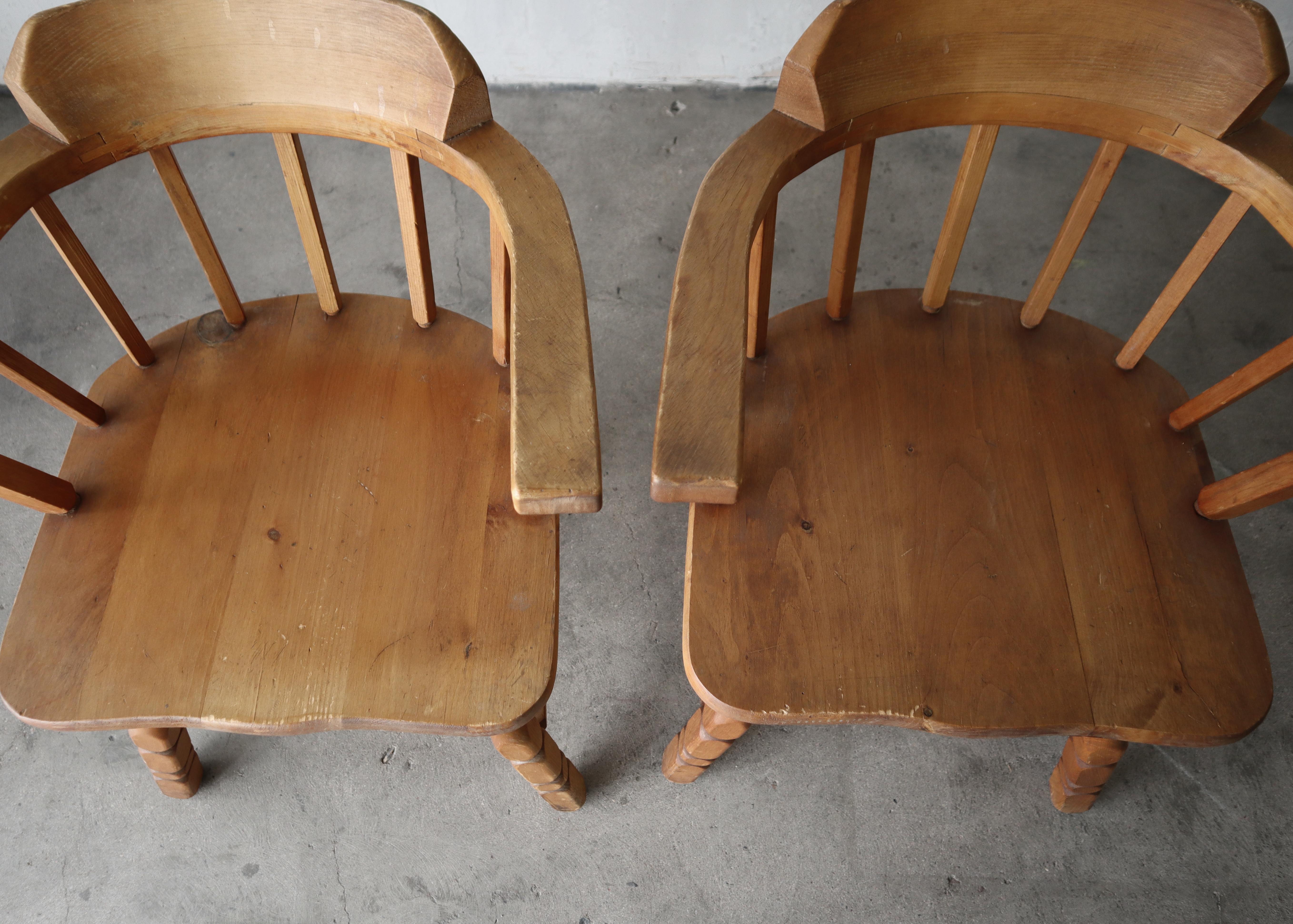 Pair of Antique Wooden Barrel Arm Chairs Chairs For Sale 4
