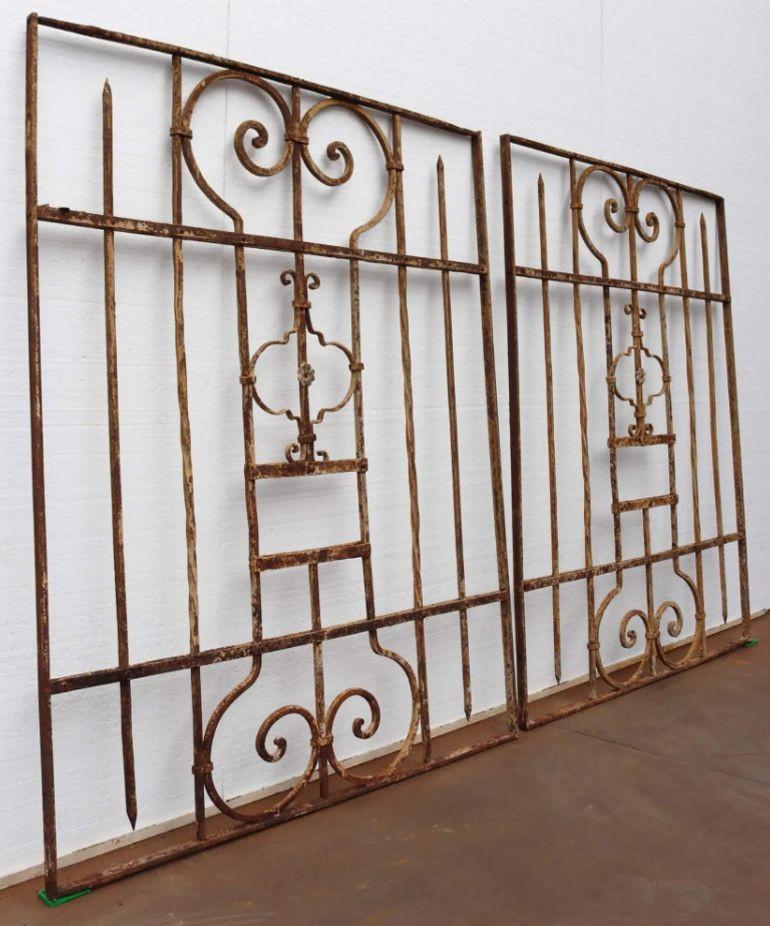 Victorian Pair of Antique Wrought Iron Decorative Panels For Sale