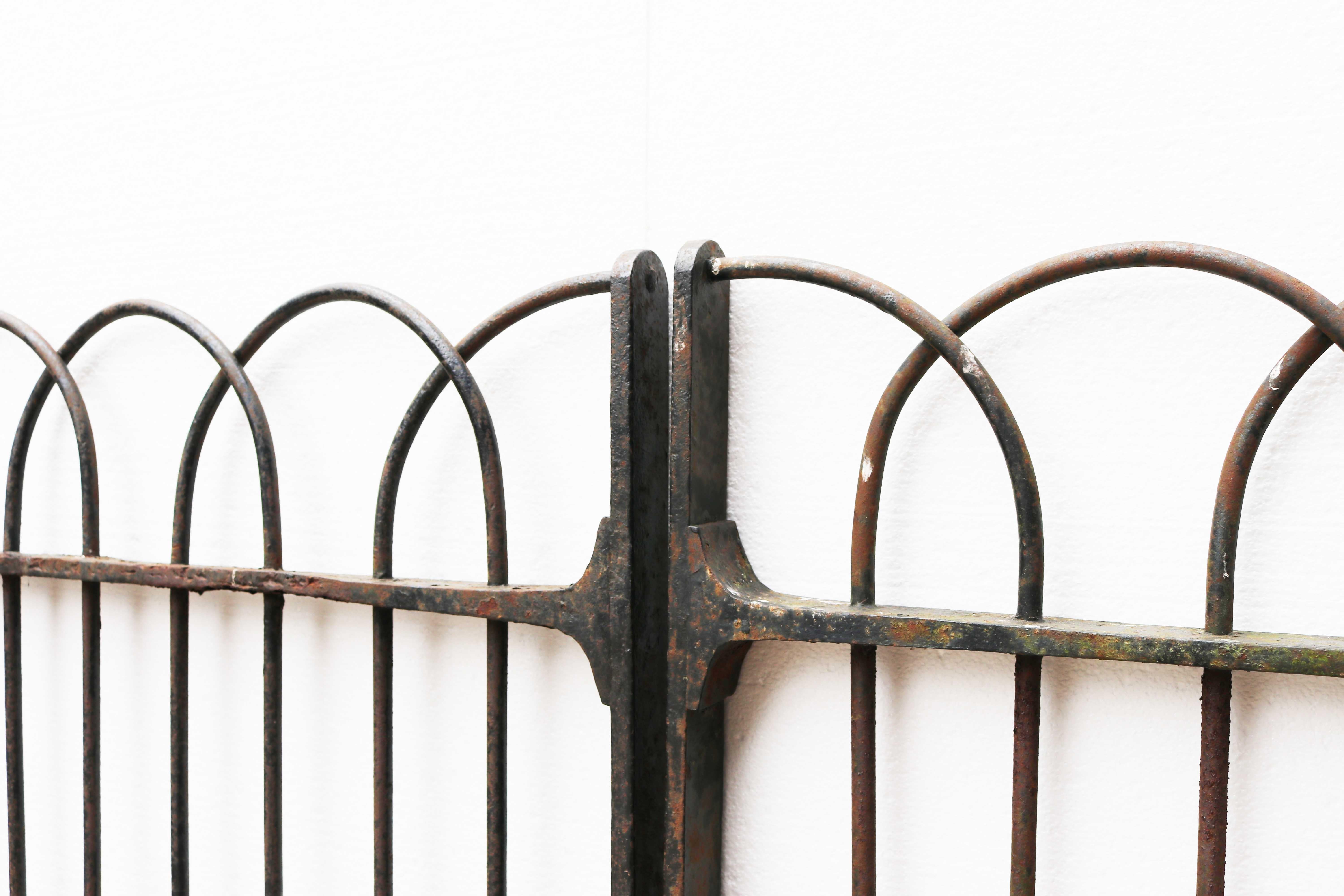 Pair of Antique Wrought Iron Driveway Gates In Fair Condition In Wormelow, Herefordshire