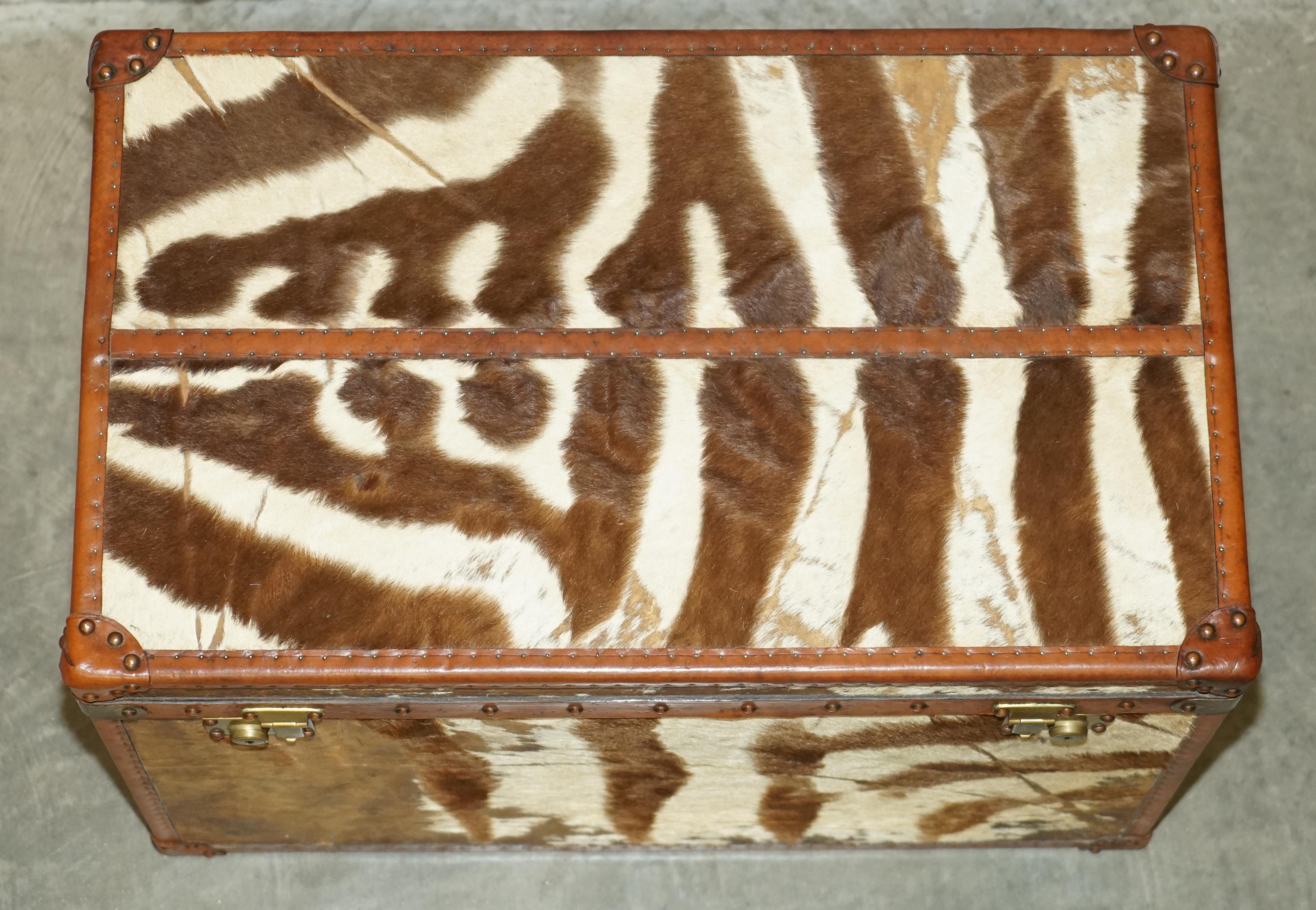 PAiR OF ANTIQUE ZEBRA SKIN & LEATHER UPHOLSTERED STEAMER TRUNKS CHESTS TABLES 2