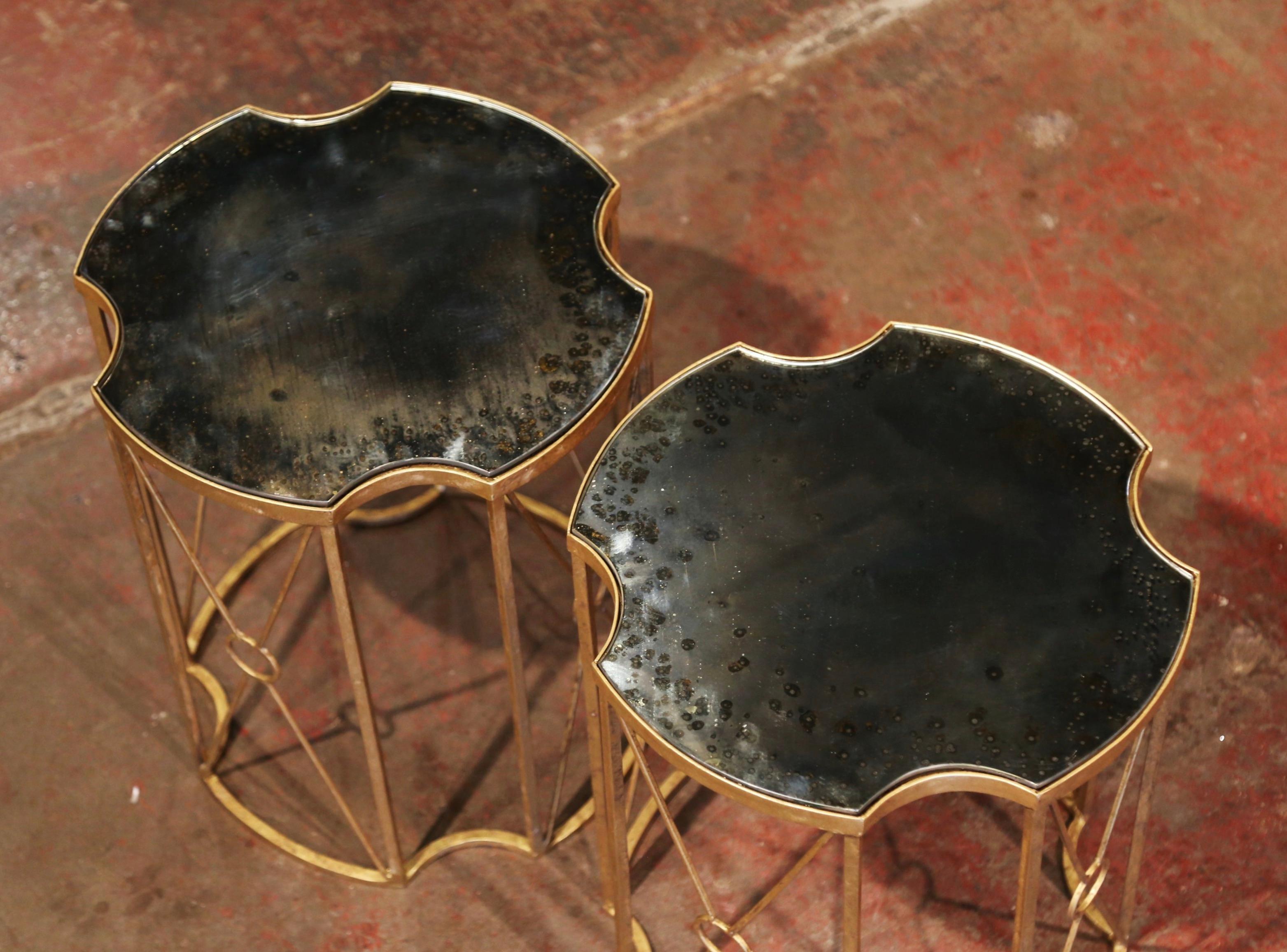 Pair of Antiqued Brass and Smoked Mirrored Glass Side Tables In Excellent Condition In Dallas, TX