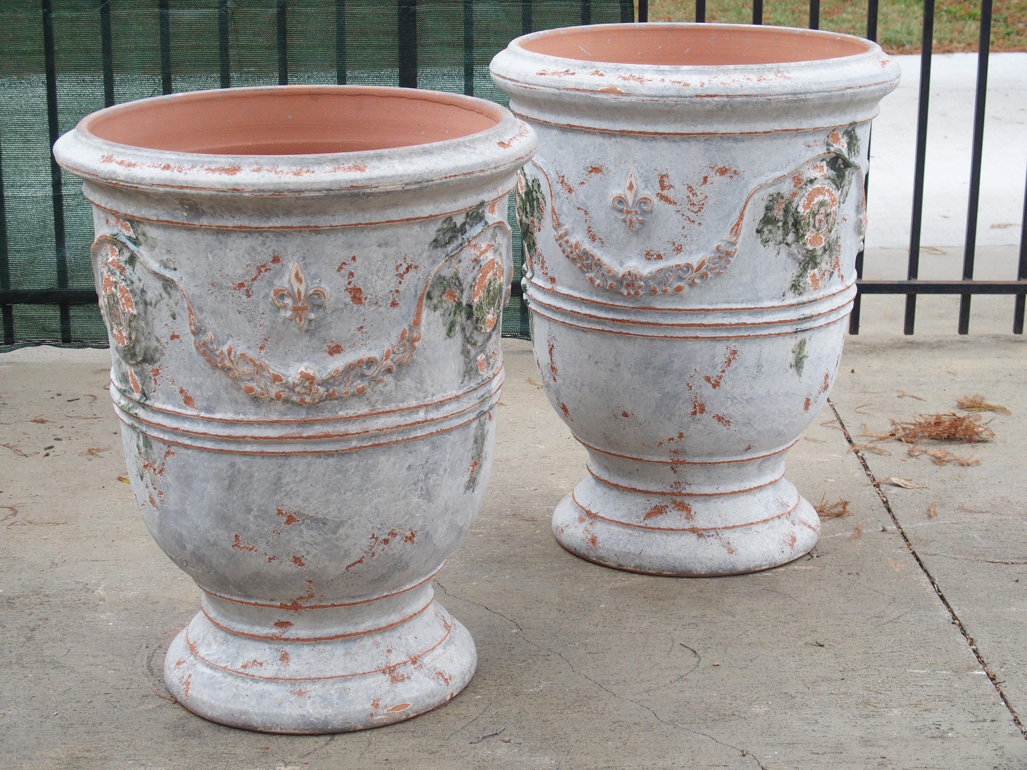 Pair of Antiqued White and Blue-Gray Fleur-de-Lis Anduze Pots from France 8
