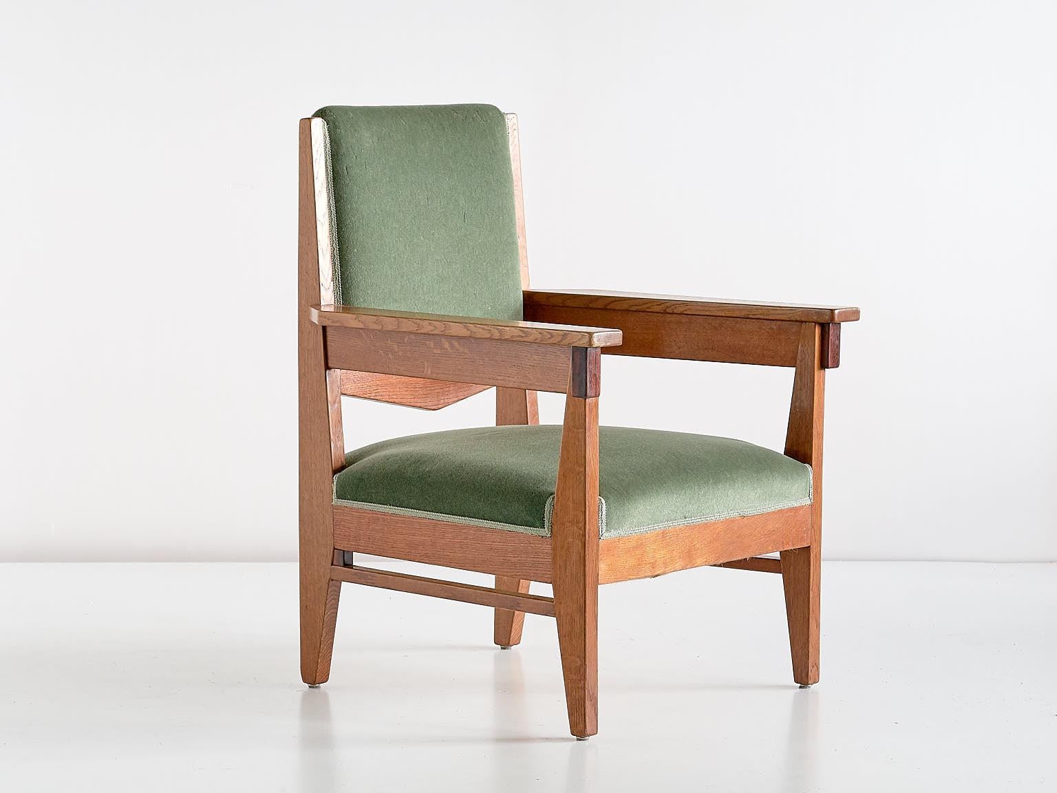Début du 20ème siècle Paire de fauteuils Art déco Anton Lucas en chêne et ébène de Macassar, 1925 en vente