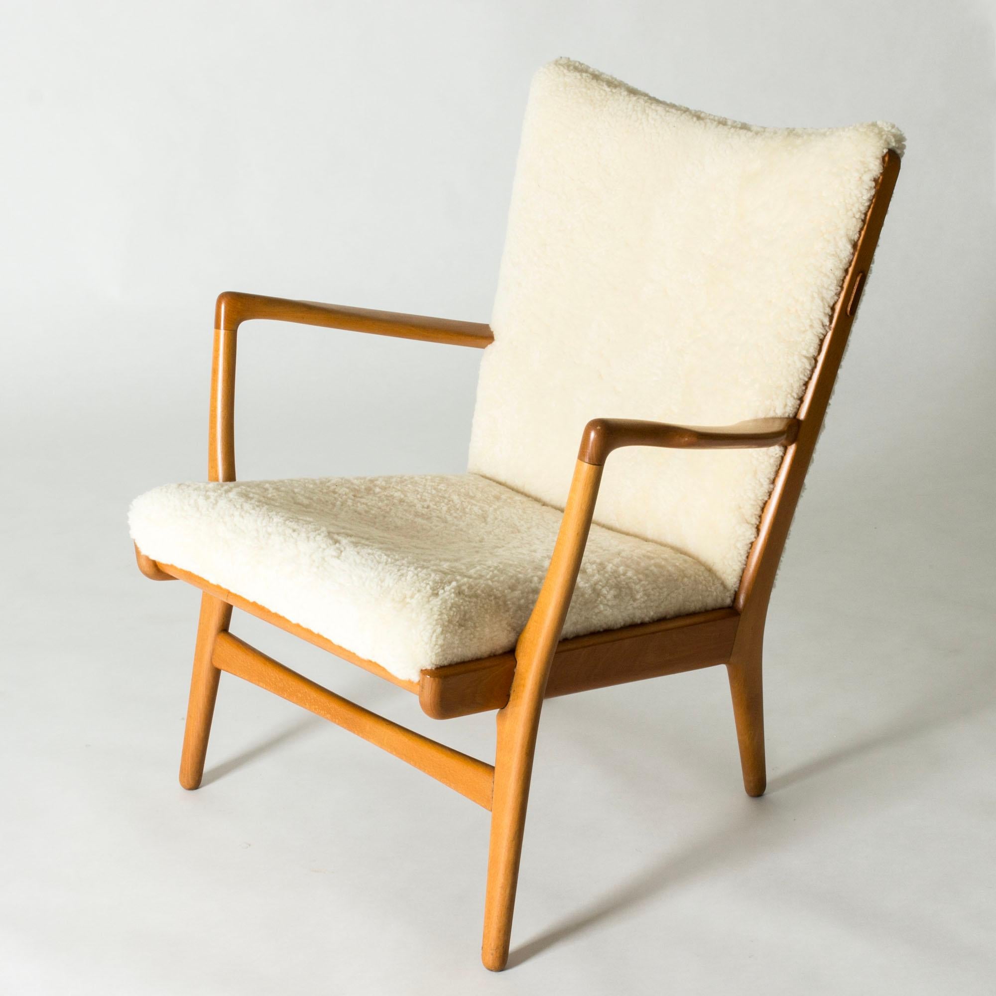 Scandinave moderne Paire de chaises longues AP 16 de Hans J. Wegner, Danemark, années 1960 en vente