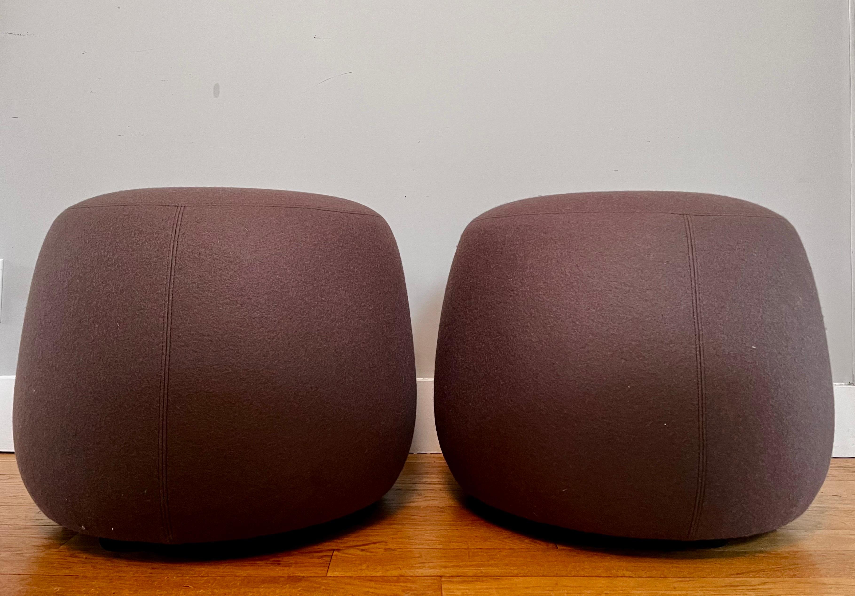 Paire d'ottomans Apel
Jessica PELLE pour Bernhardt Design/One 
2011

