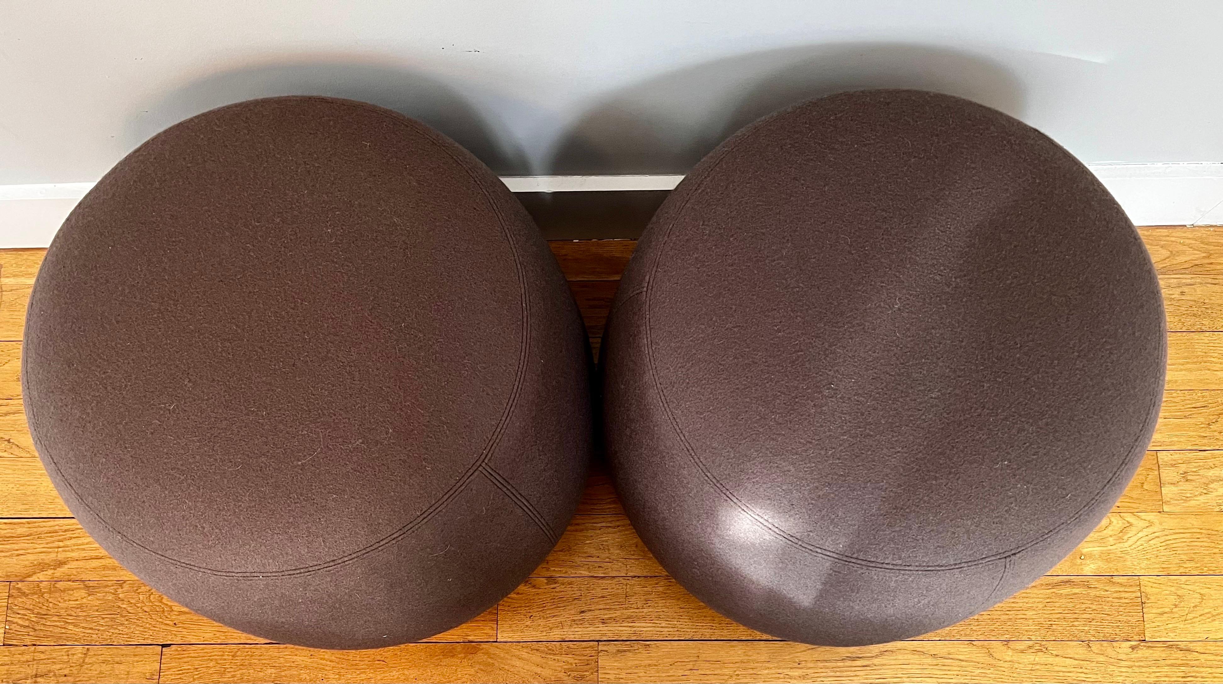 Américain Paire d'Ottomans de Bernhardt Design, 2011 en vente