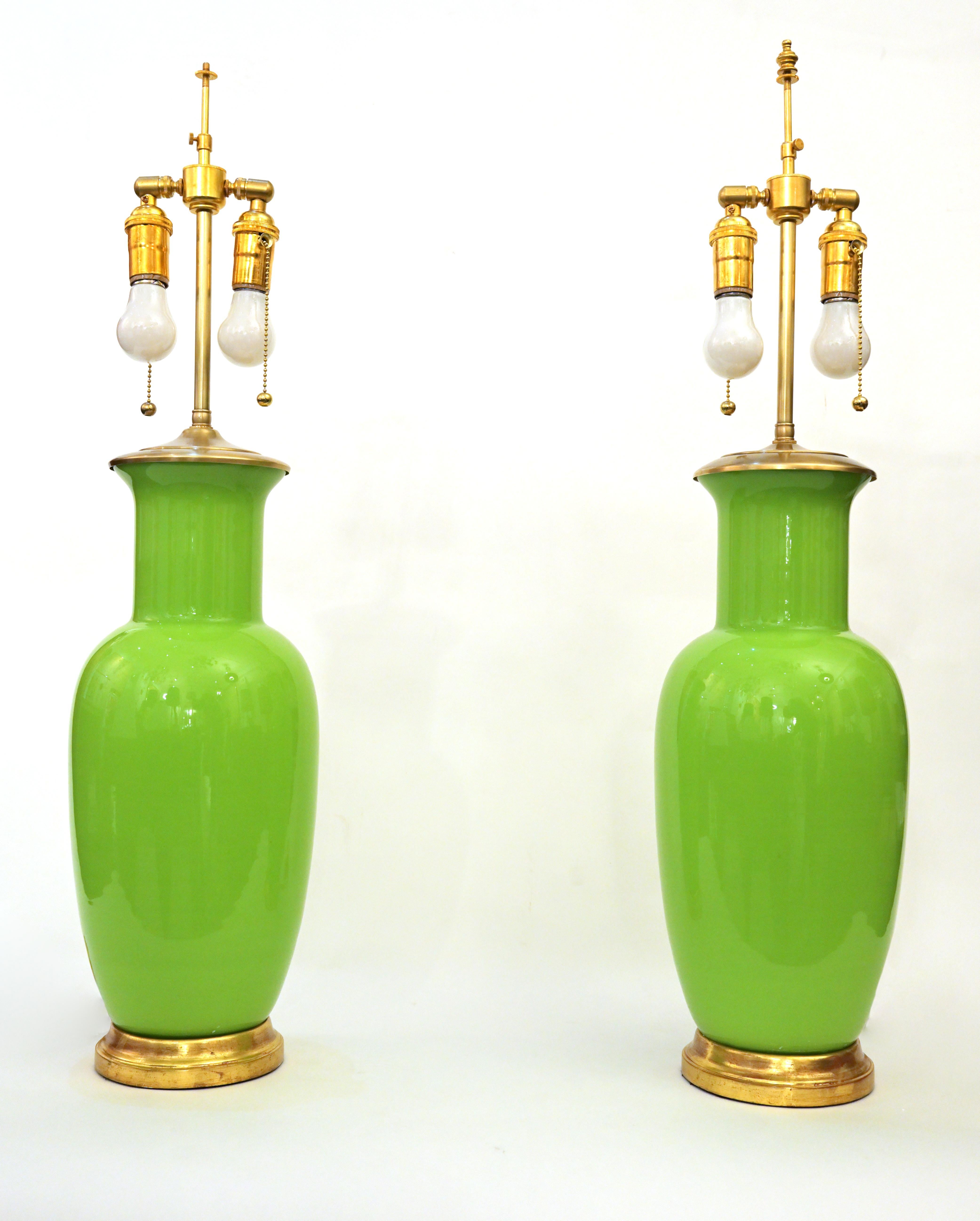 Pair of Apple Green Murano Glass Table Lamps by David Duncan Studio In Excellent Condition For Sale In New York, NY