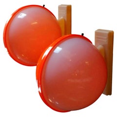 Pair of Appliques Plexiglass Wall Lamps, Guzzini-Stilux Style, 1970s