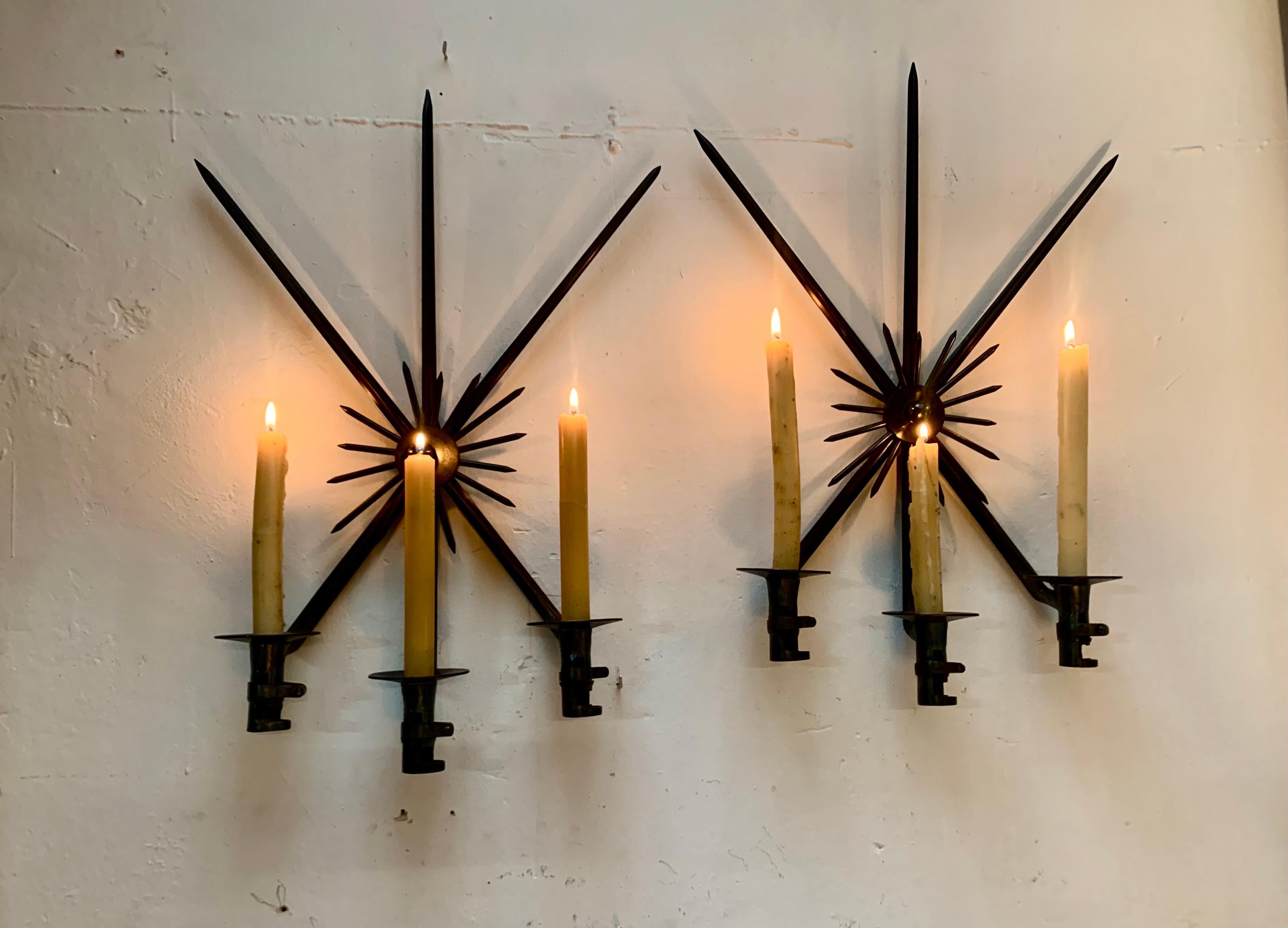 Paar Apppliques-Kerzenleuchter aus antiken Bayonets im Angebot 5