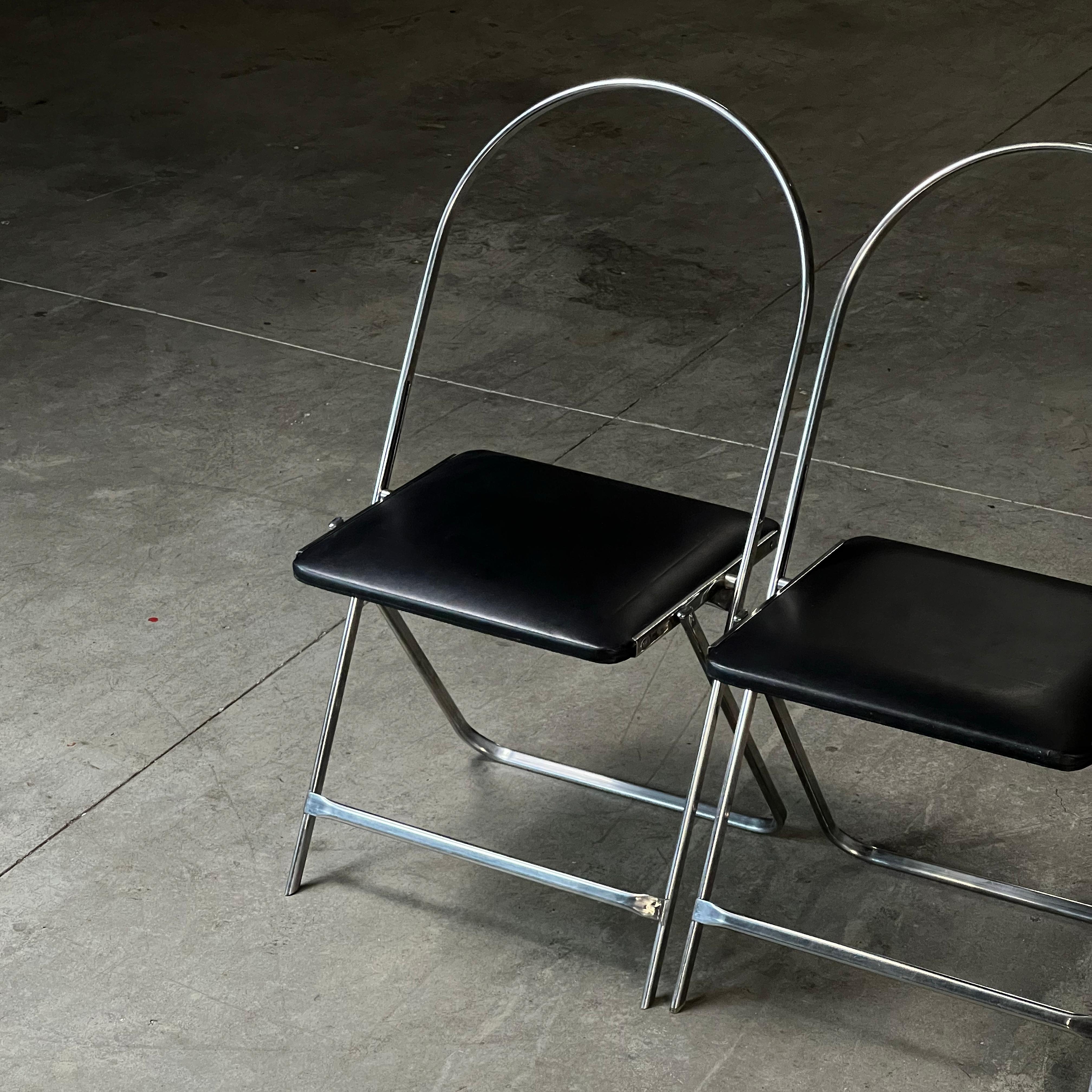 Italian Pair of 'Aprilina' folding chairs by Gae Aulenti for Zanotta, 1960s For Sale