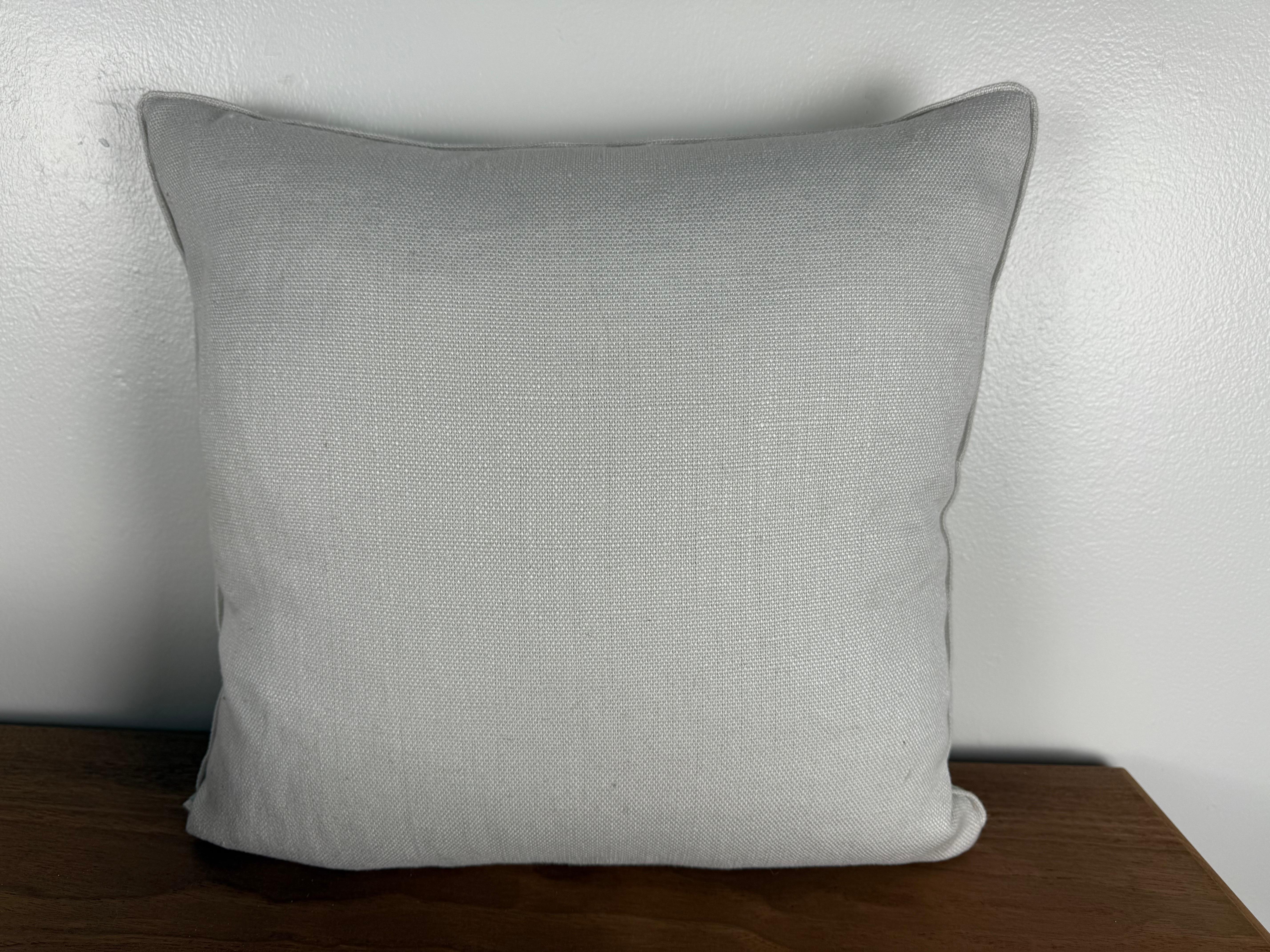 Paire de coussins en lin de style Fortuny Neuf - En vente à Los Angeles, CA