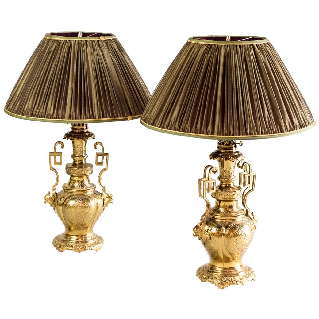 Pair of Arabian Style Lamps in Gilt Brass and Bronze, 19th Century For Sale