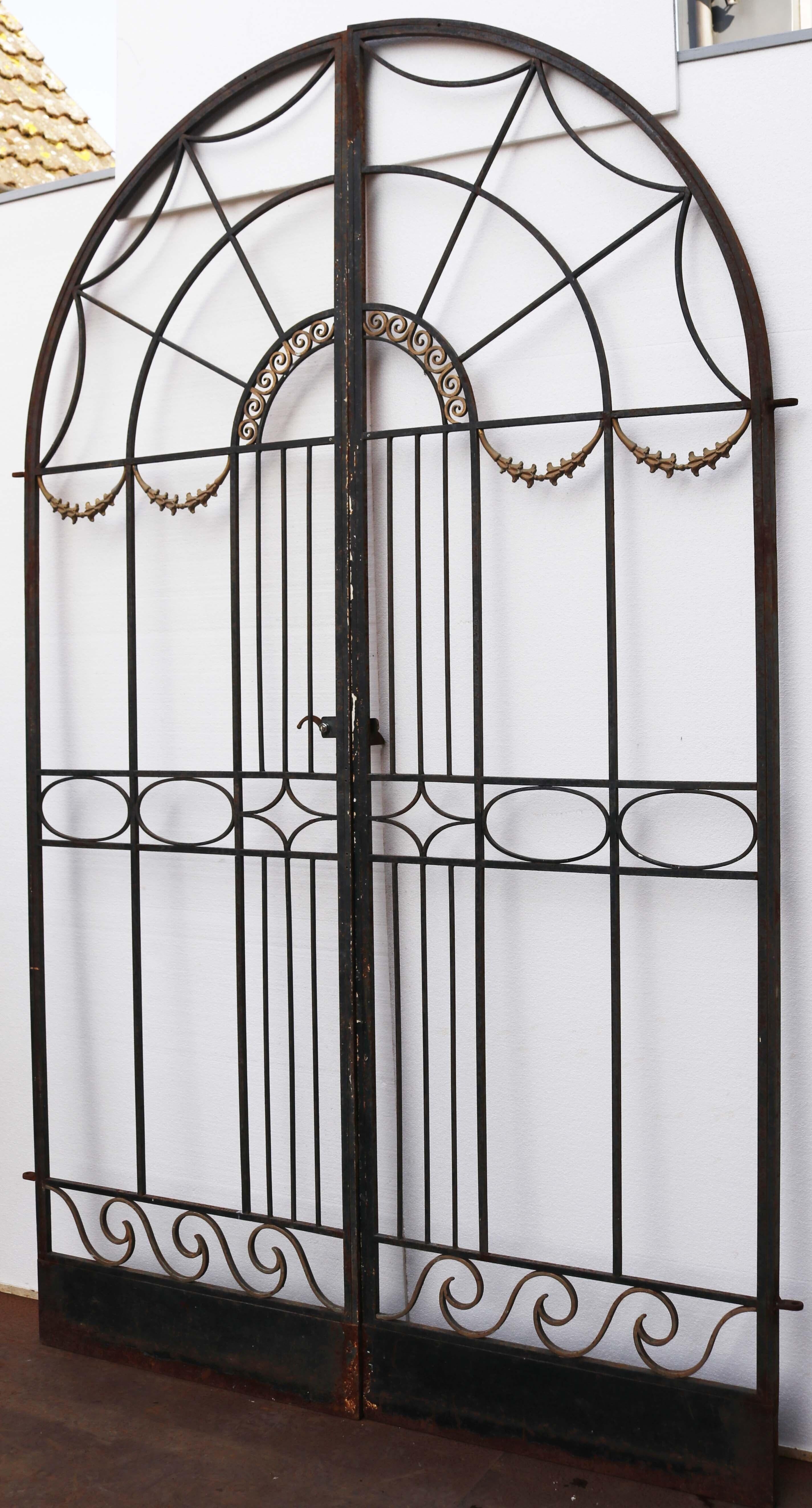 20th Century Pair of Arched Neoclassical Style Gates For Sale