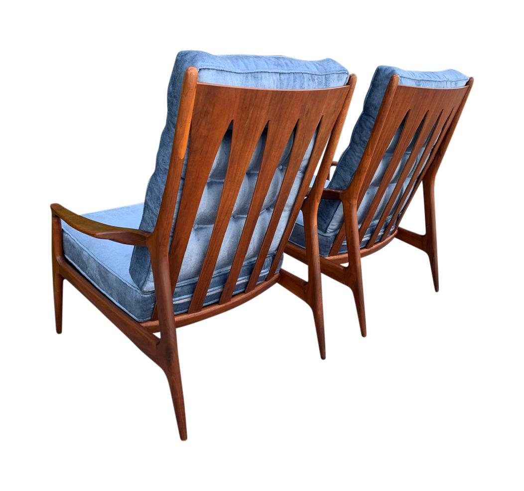 Pair of Archie Lounge Chairs by Milo Baughman for Thayer Coggin 1