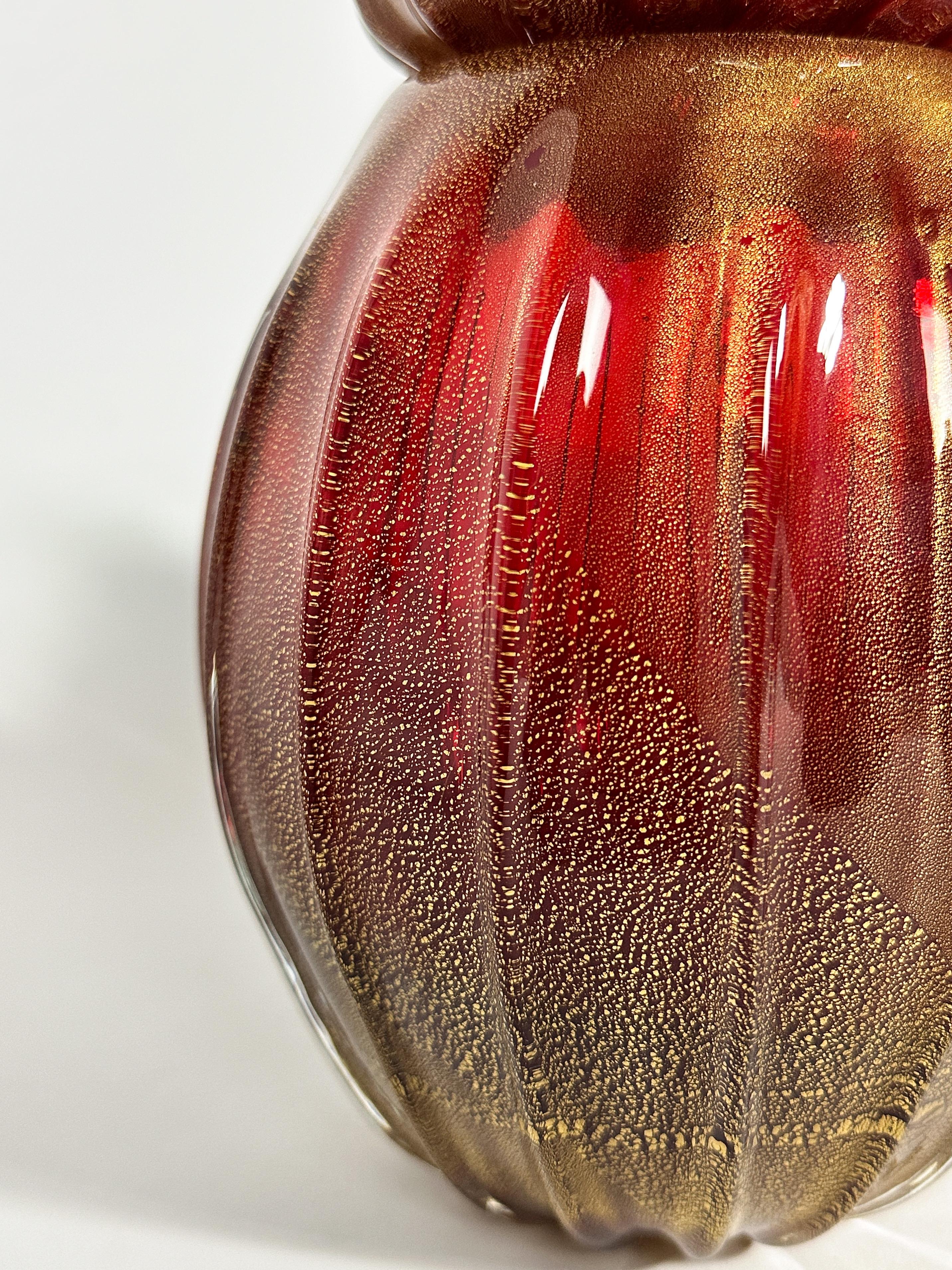 Coppia di vasi in vetro di Murano Archimede Seguso Foglia d'oro 1960s in vendita 2