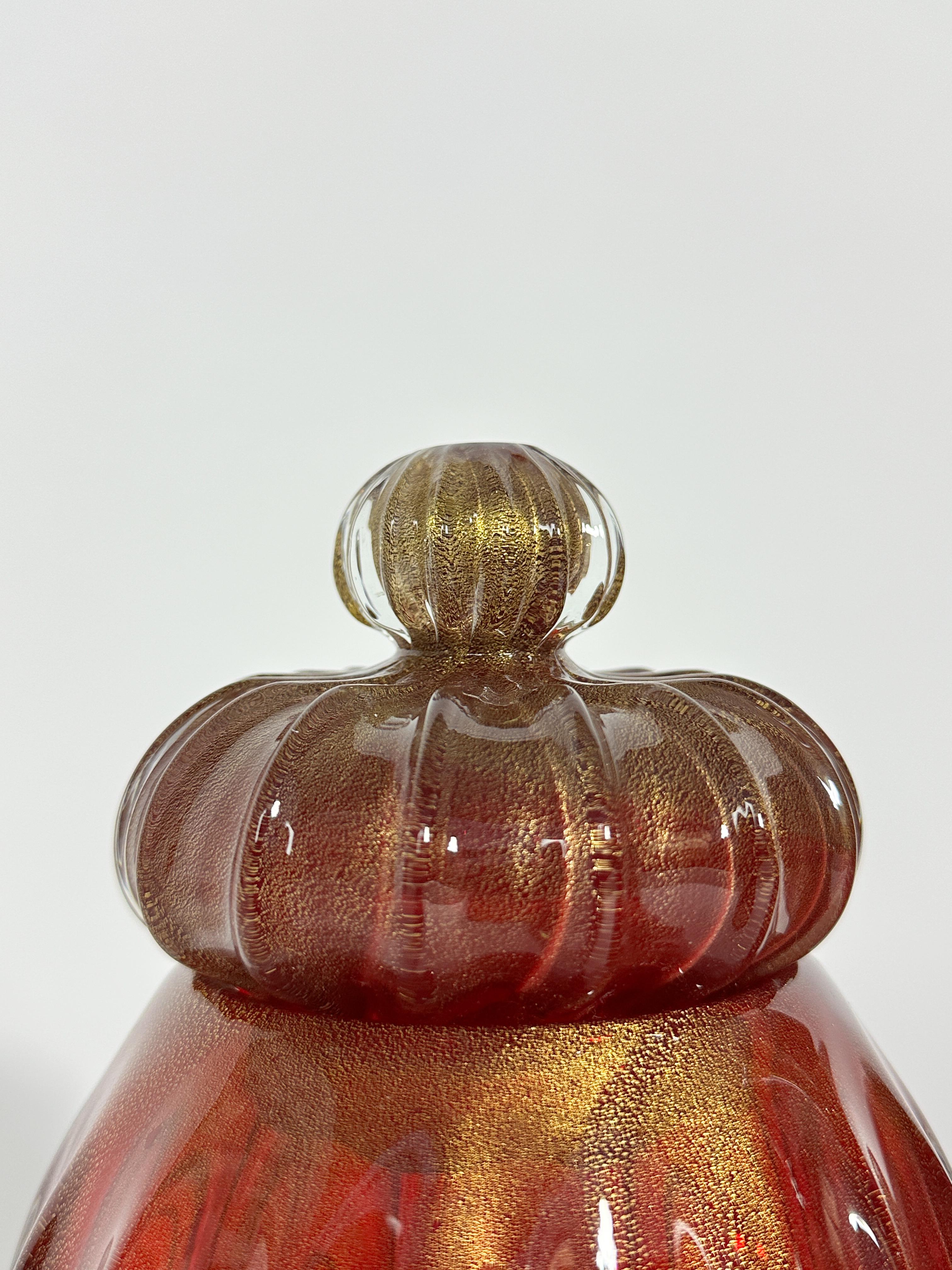 Coppia di vasi in vetro di Murano Archimede Seguso Foglia d'oro 1960s in vendita 1