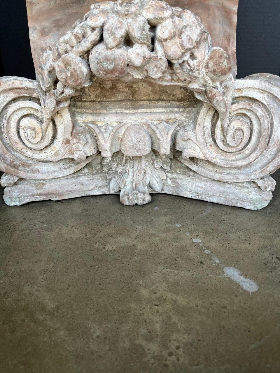 Paire de lampes architecturales Fragment avec nouveaux abat-jour Bon état - En vente à Houston, TX