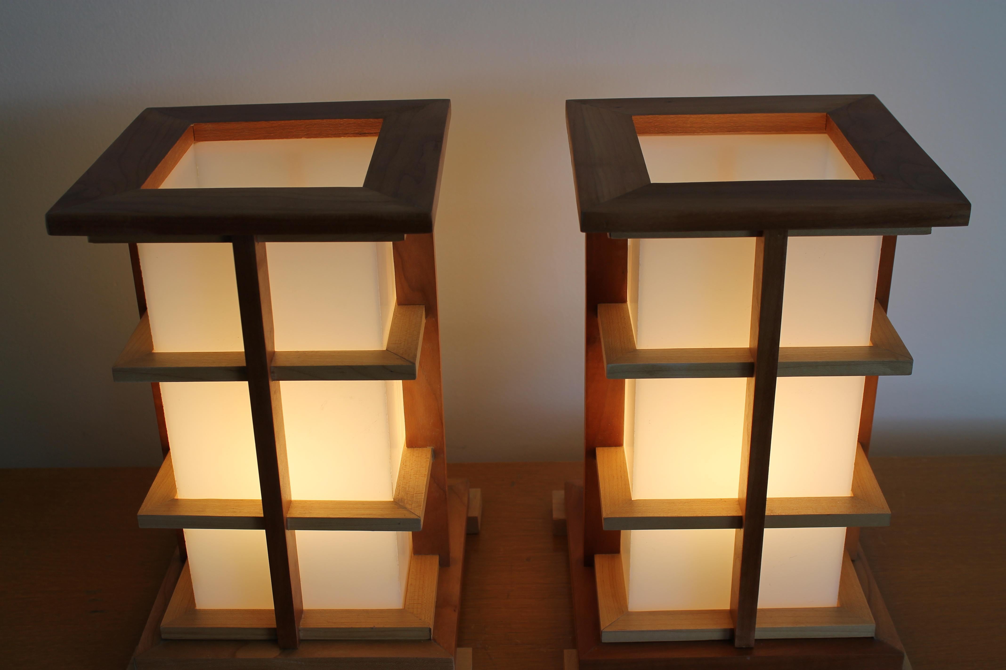 Pair of Architectural Prairie School Style Lamps In Good Condition In Palm Springs, CA