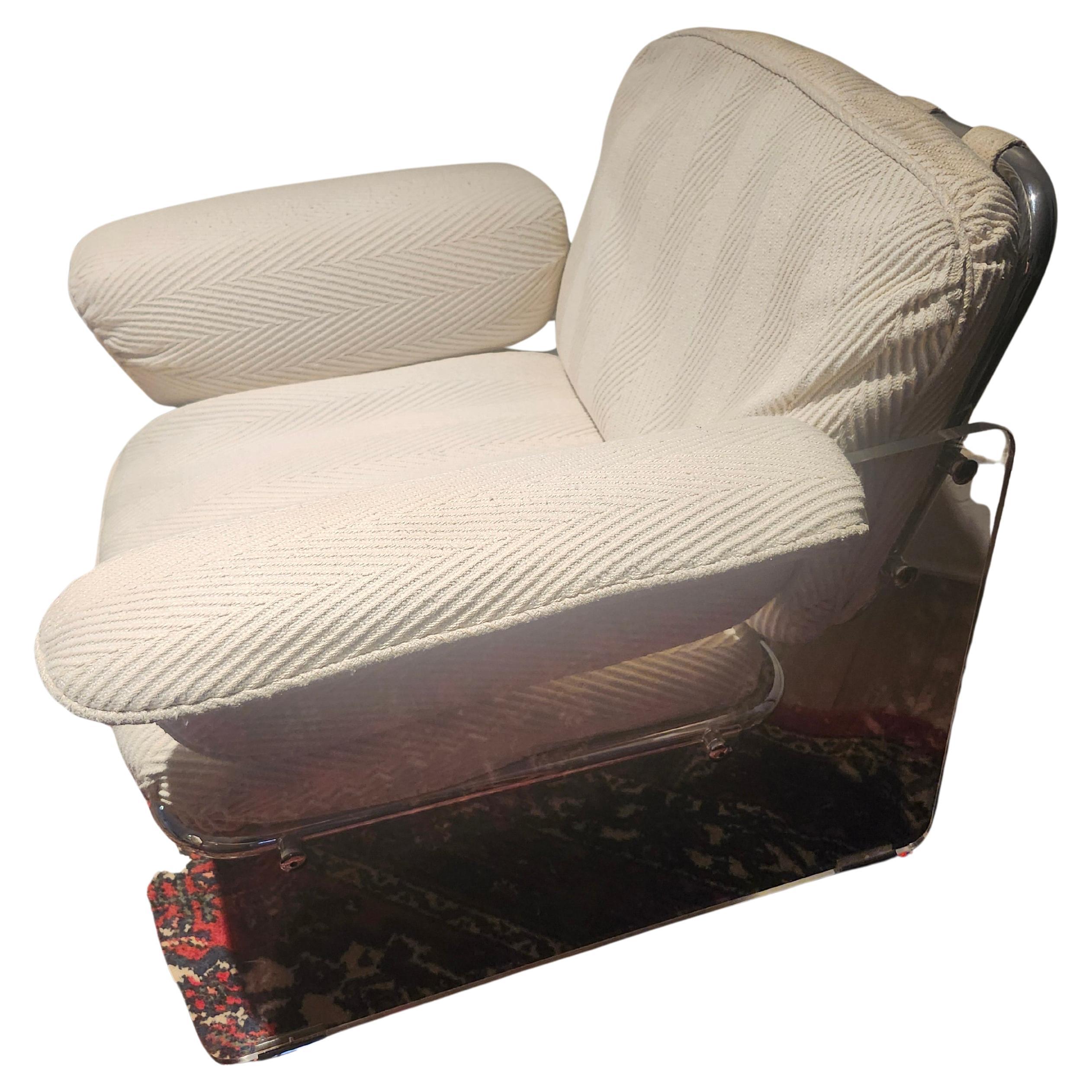 Paar Argenta Stühle aus der Pace Collection in Oringinalstoff C1970 (Handgefertigt) im Angebot