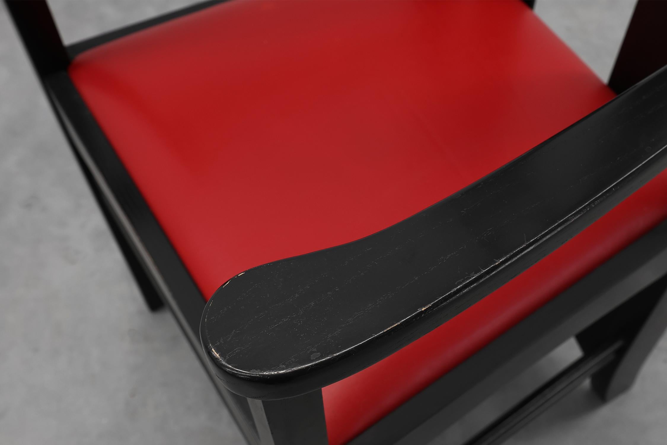 Pair of Argyle Chairs by Charles Rennie Mackintosh for Atelier International, It For Sale 10