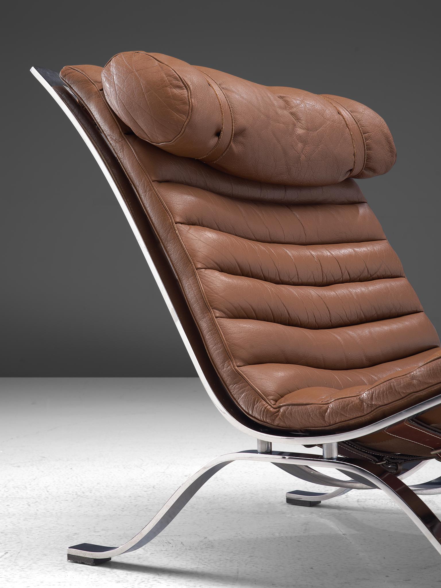 Pair of 'Ari' Lounge Chairs with Ottoman in Brown Leather 3