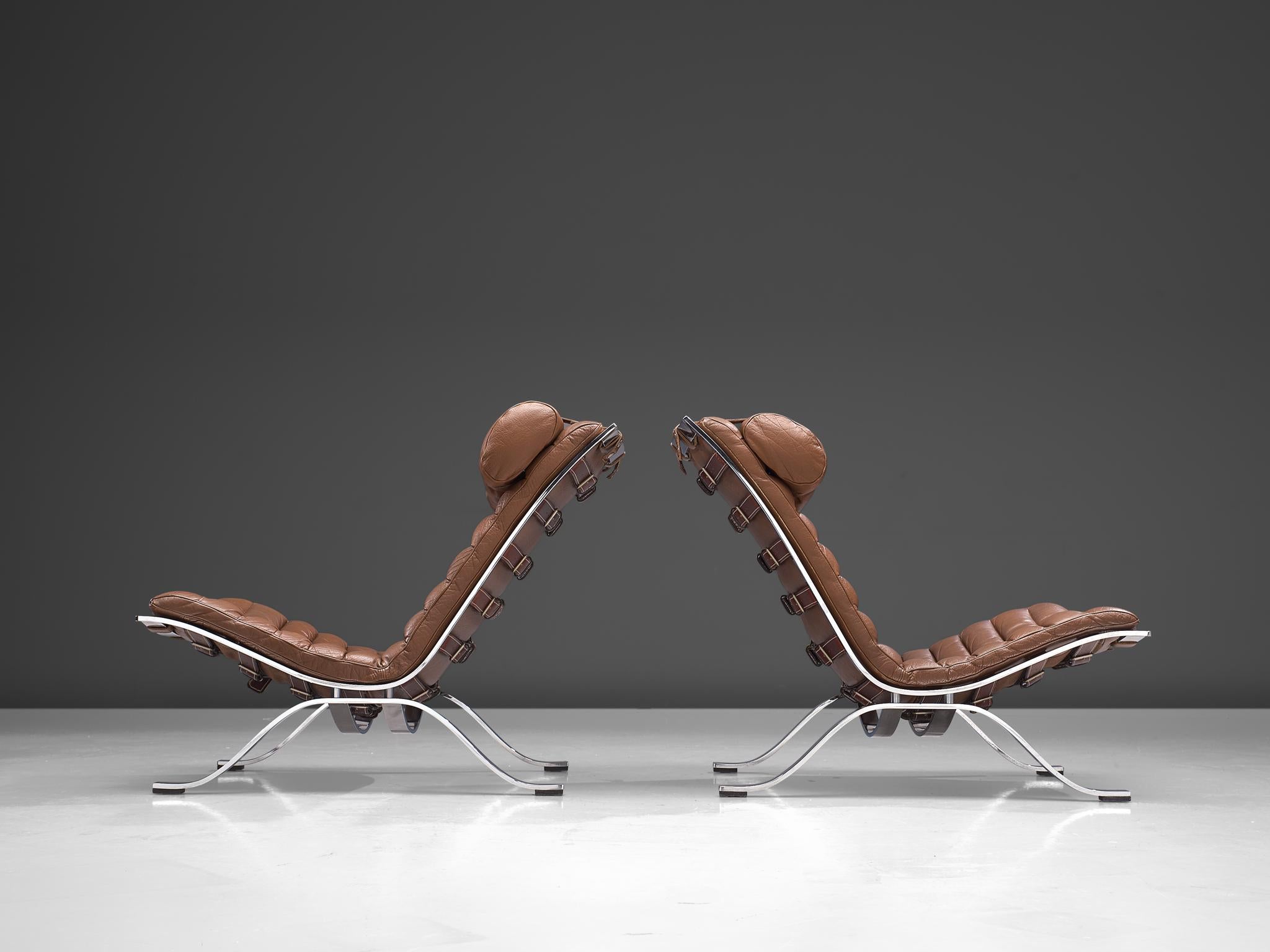 Mid-20th Century Pair of 'Ari' Lounge Chairs with Ottoman in Brown Leather