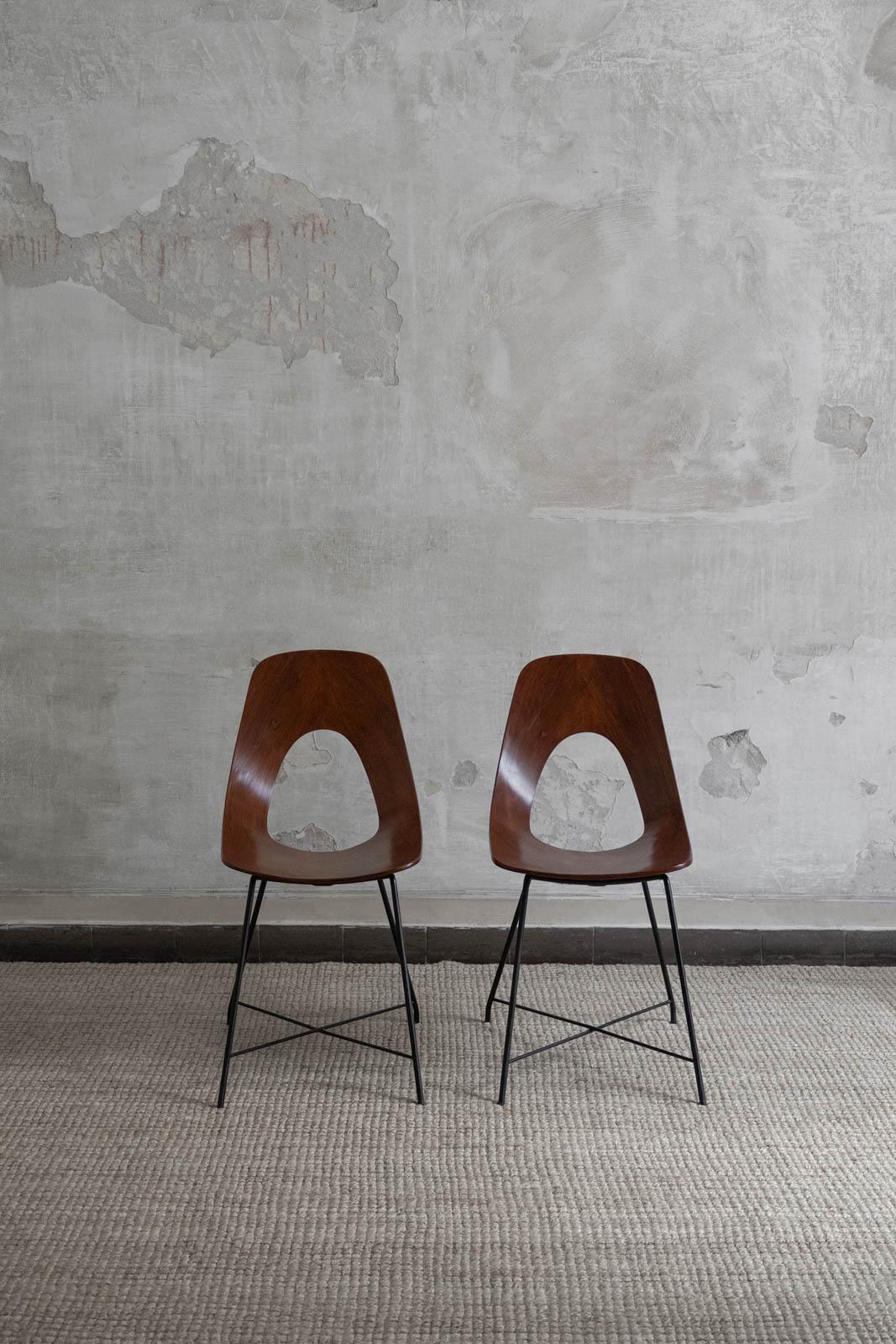 italien Paire de chaises Model No d'Augusto Bozzi pour Saporiti. Italie, années 1950 en vente