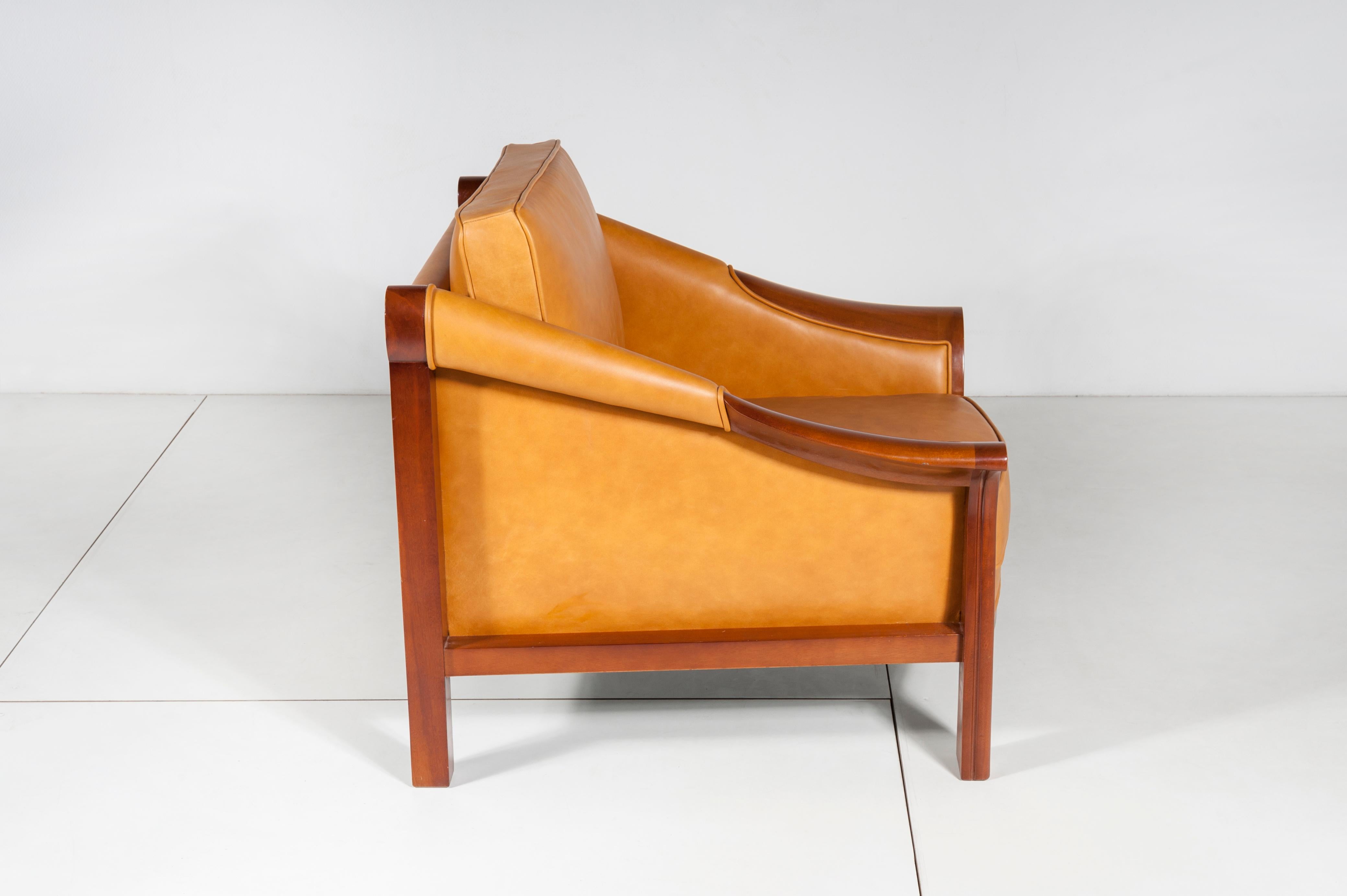 Mid-Century Modern Paire de fauteuils de Pierre Chareau en vente
